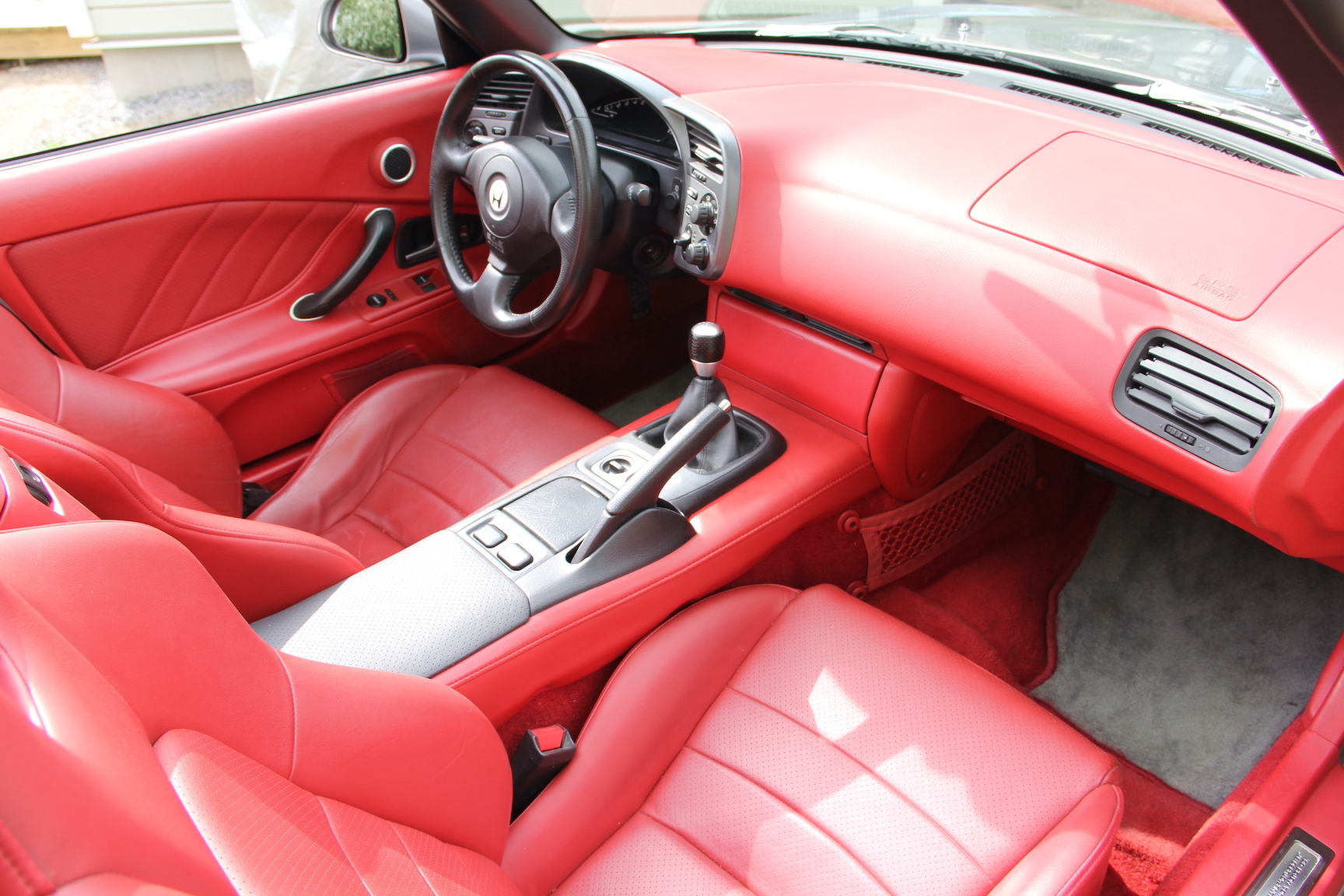 Innenraumfoto von 2003 Honda S2000