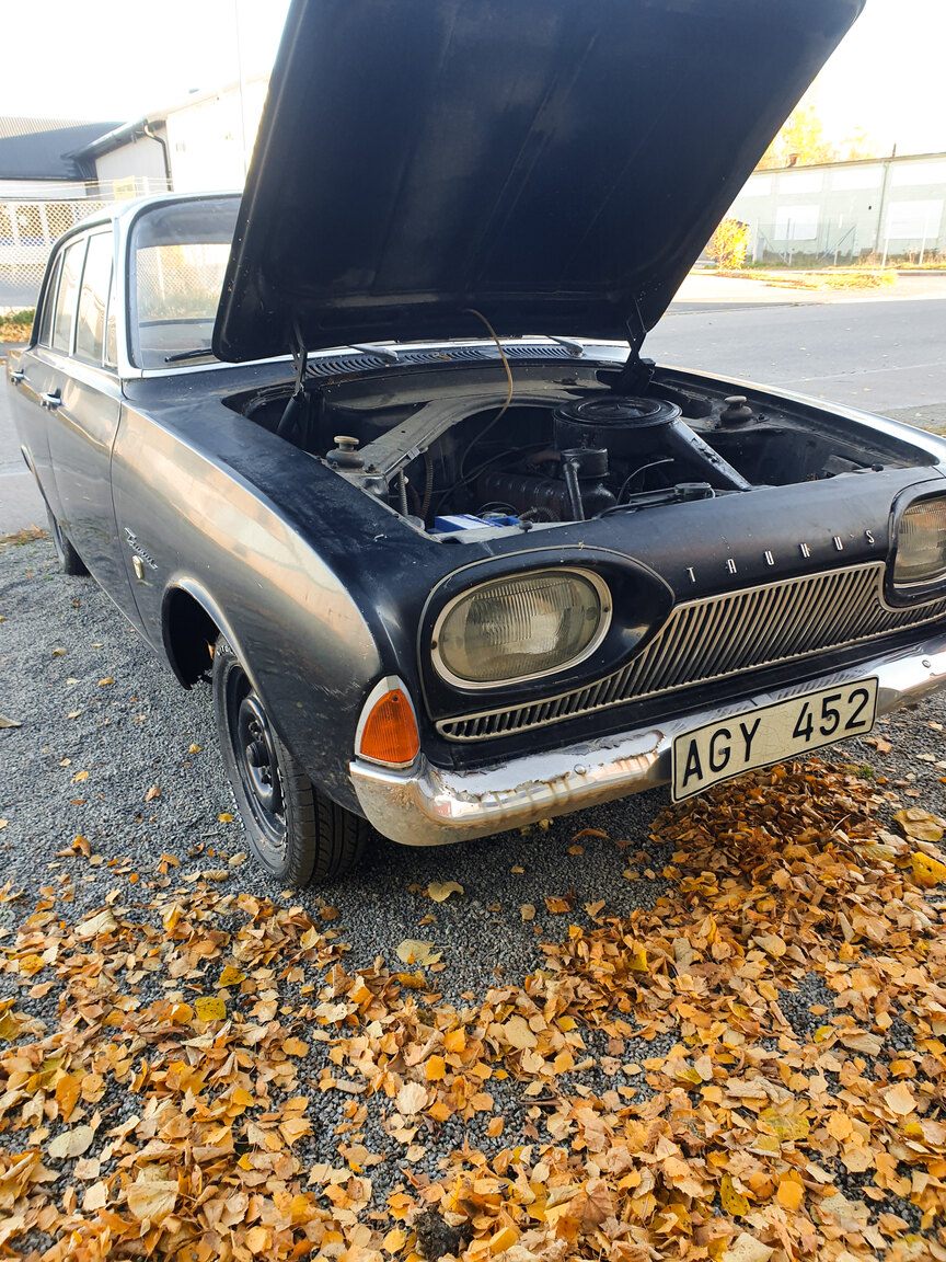 Image of 1964 Ford Taunus 17 M Super mechanics