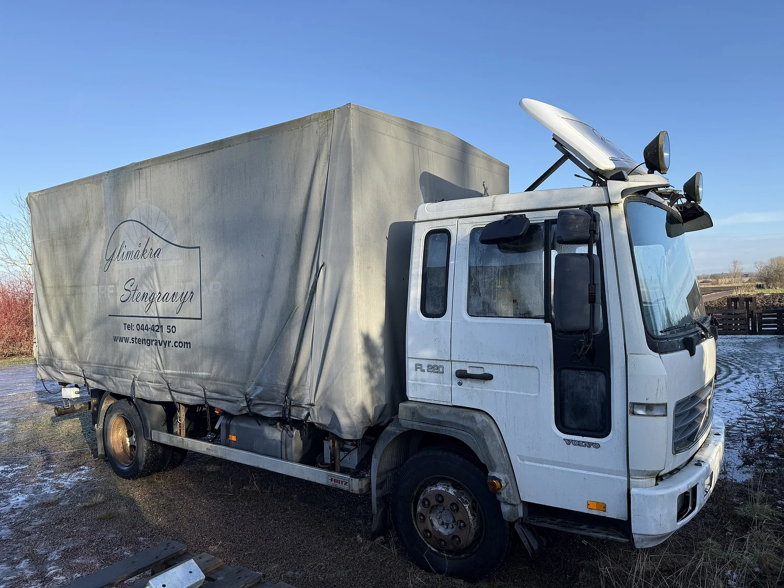 Aussenfoto 2000 Volvo FL6 4x2 - NO RESERVE (10)