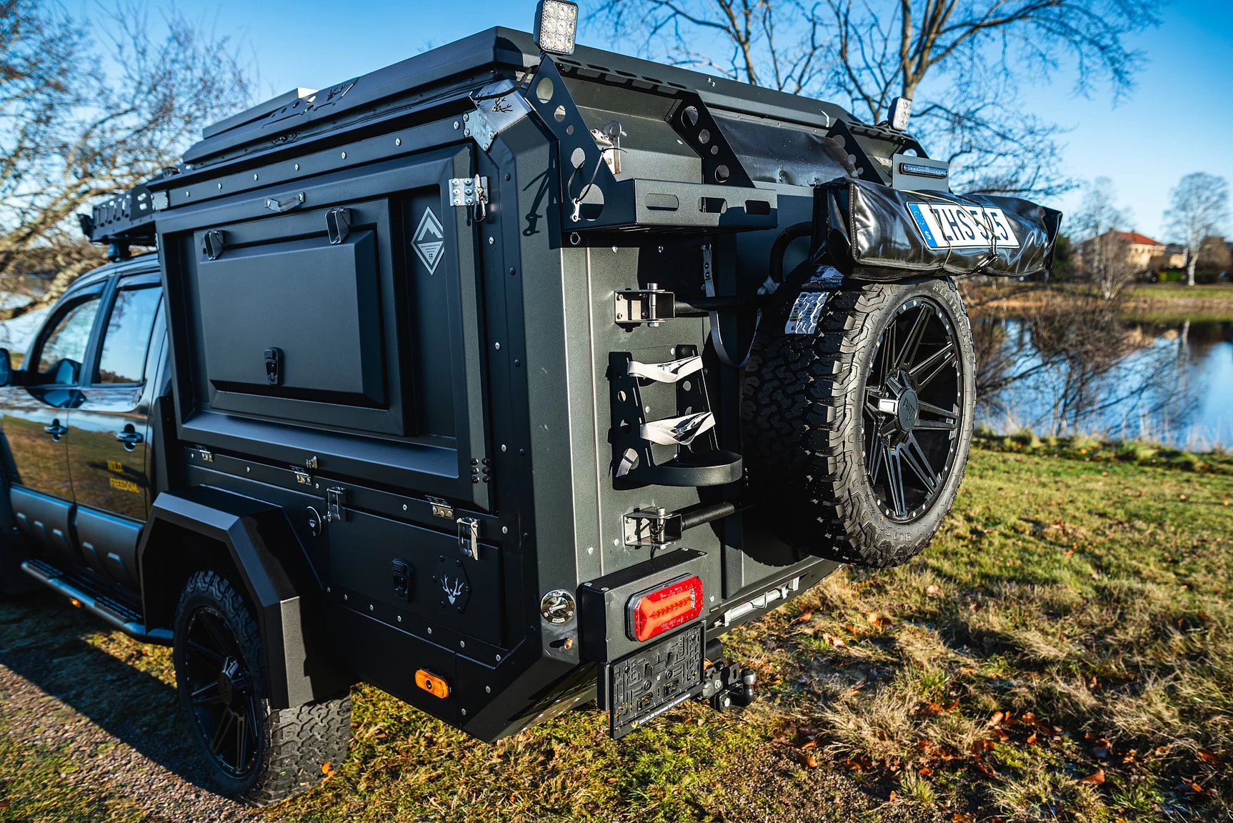 Exterior image of 2020 Northea Camper Expedition Volkswagen Amarok (44)