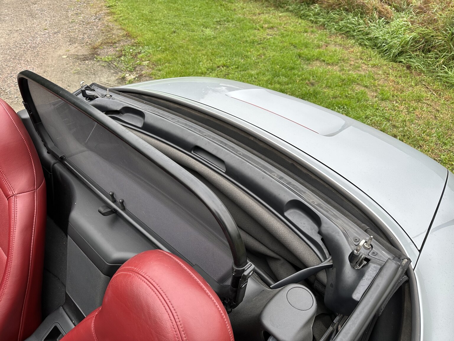 Exterior image of 1997 BMW Z3 2.8 Roadster