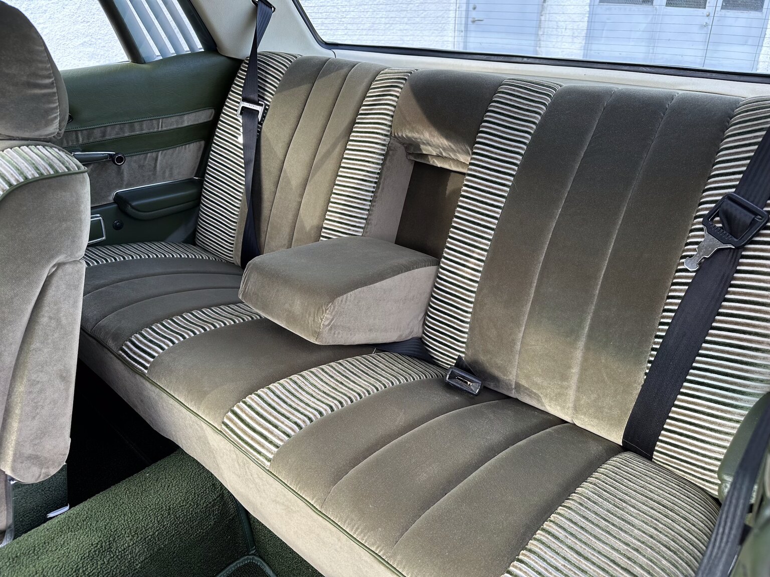 Interiörbild 1974 Mercedes Benz 450 SLC