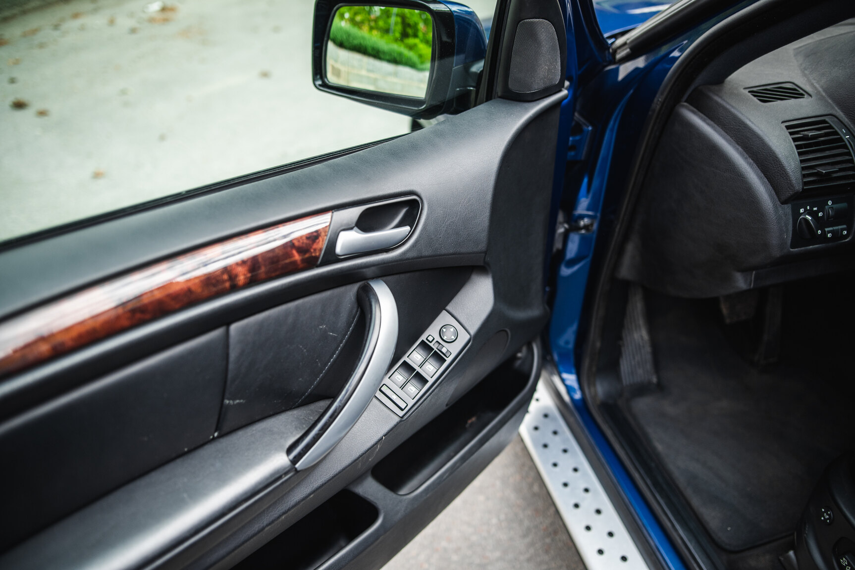 Interior image of 2005 BMW X5 4.8iS E53 LCI