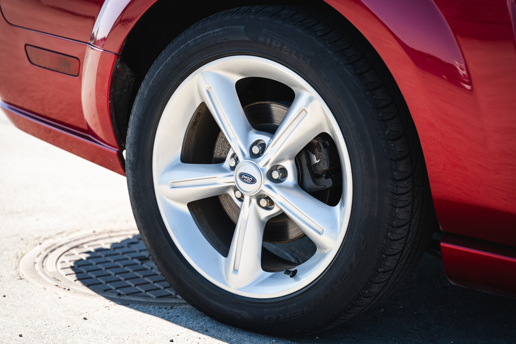 Exterior image of 2005 Ford Mustang GT Cabriolet