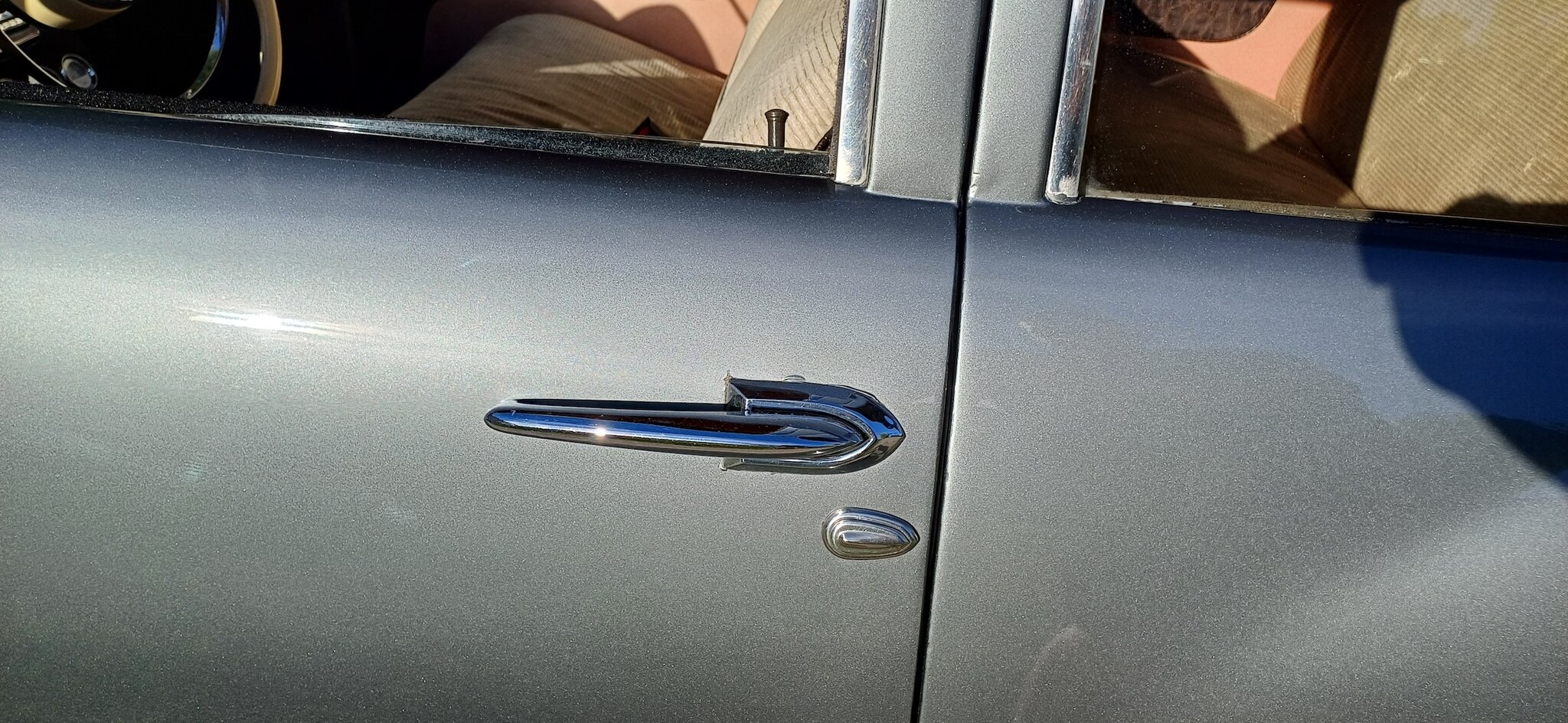 Exterior image of 1953 Kaiser Deluxe Club 2-door