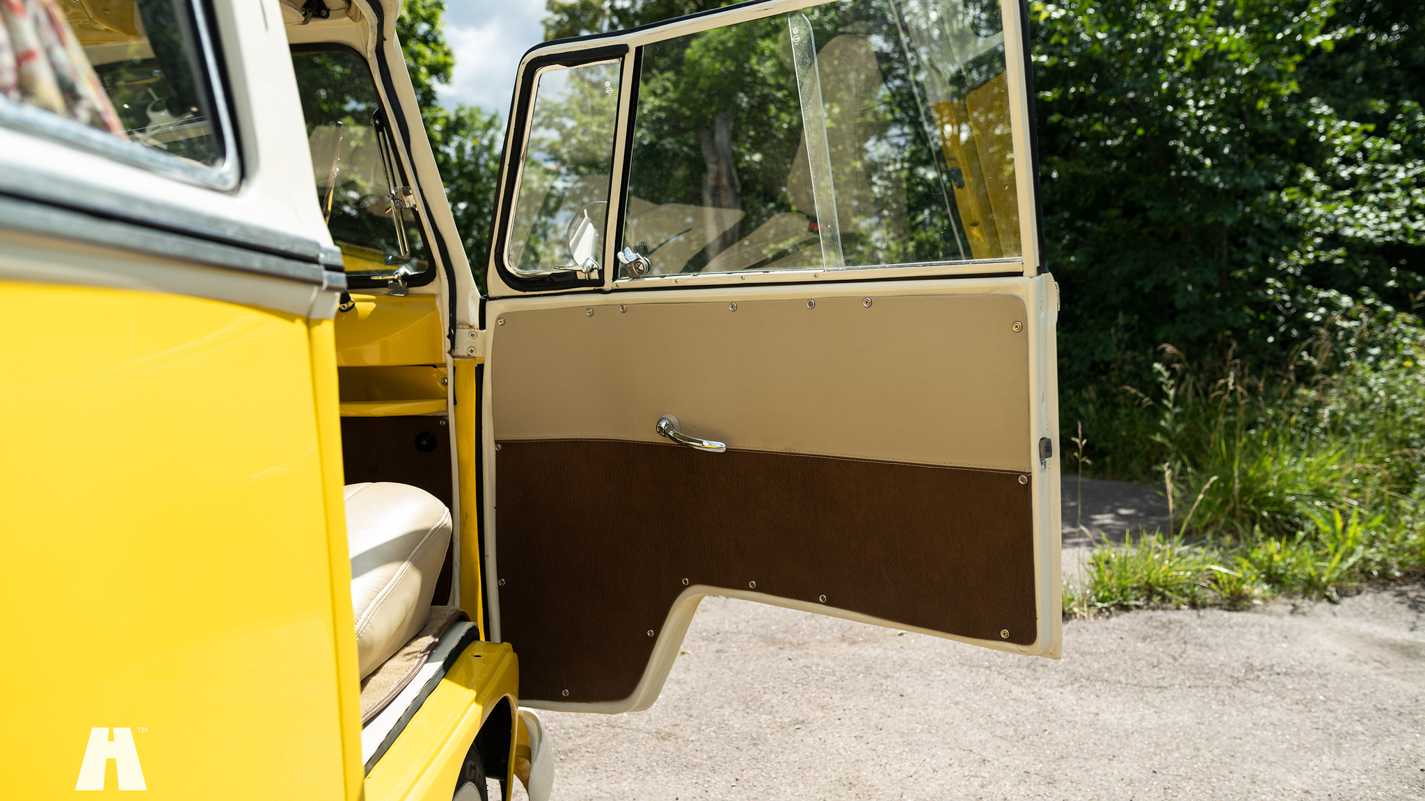 Interiörbild 1974 Volkswagen T1 Split Window  