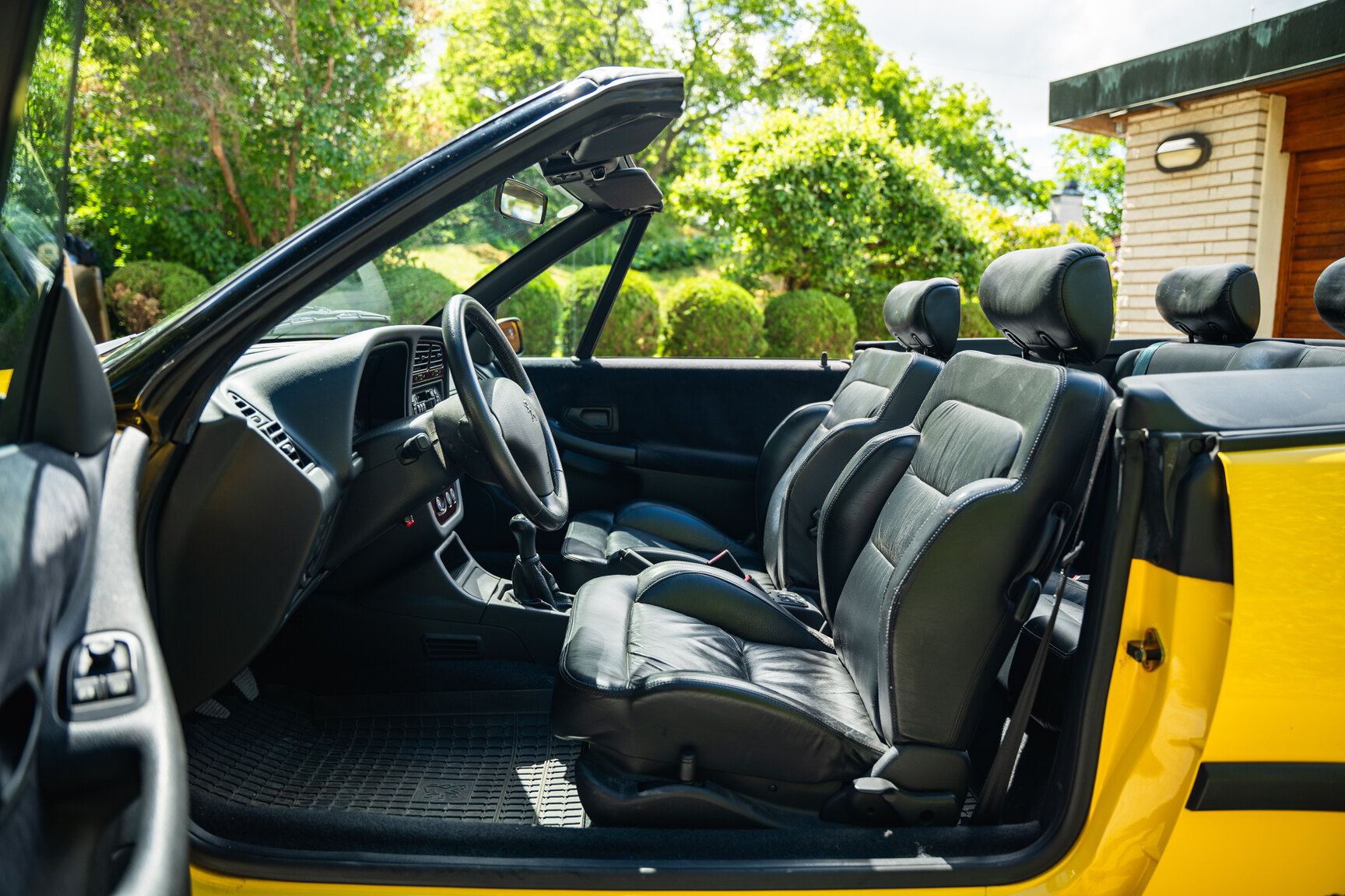 Interiörbild 1997 Peugeot 306 Cabriolet