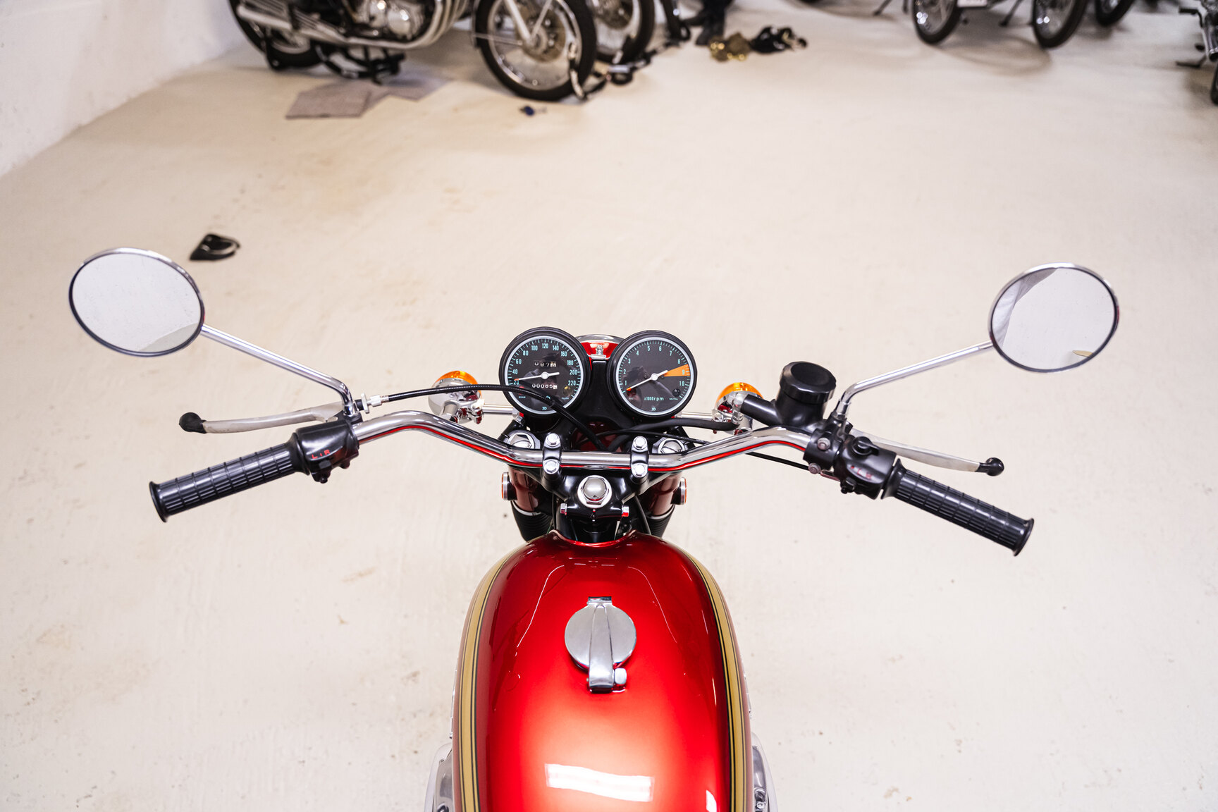 Exterior image of Honda CB750 Sandcast