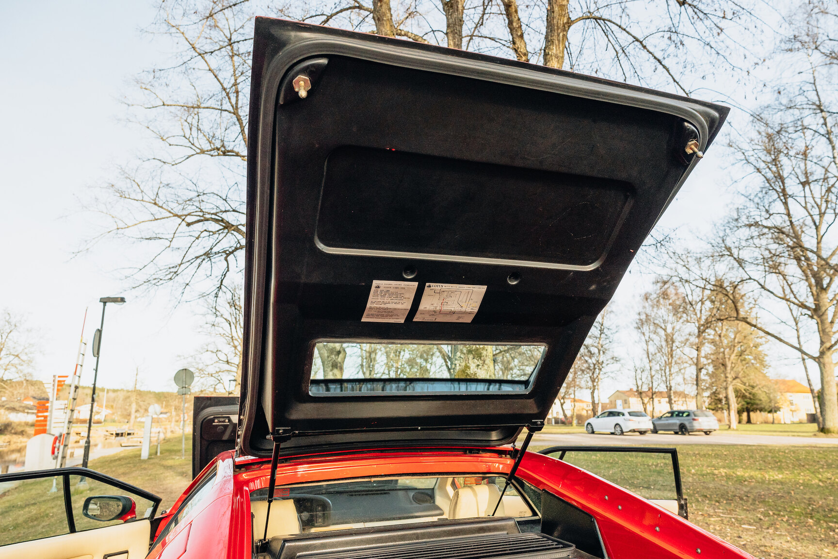 Interior image of 1989 Lotus Esprit Turbo 