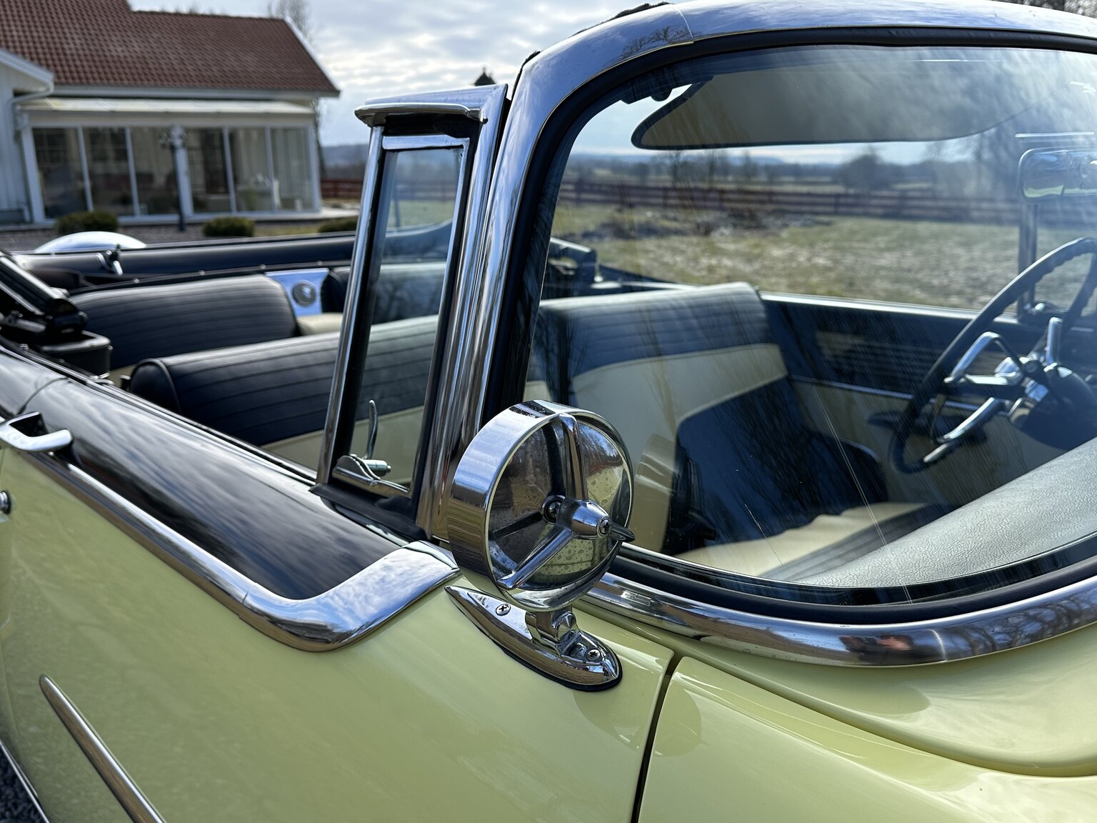 Exteriörbild på 1955 Mercury Montclair