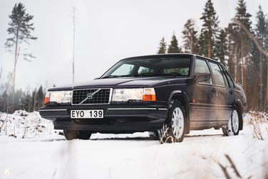 Exteriörbild på 1995 Volvo 940 SE