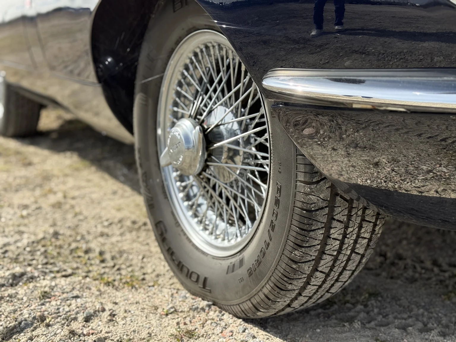 Exterior image of 1969 Jaguar E-Type 4.2 Coupe (74)