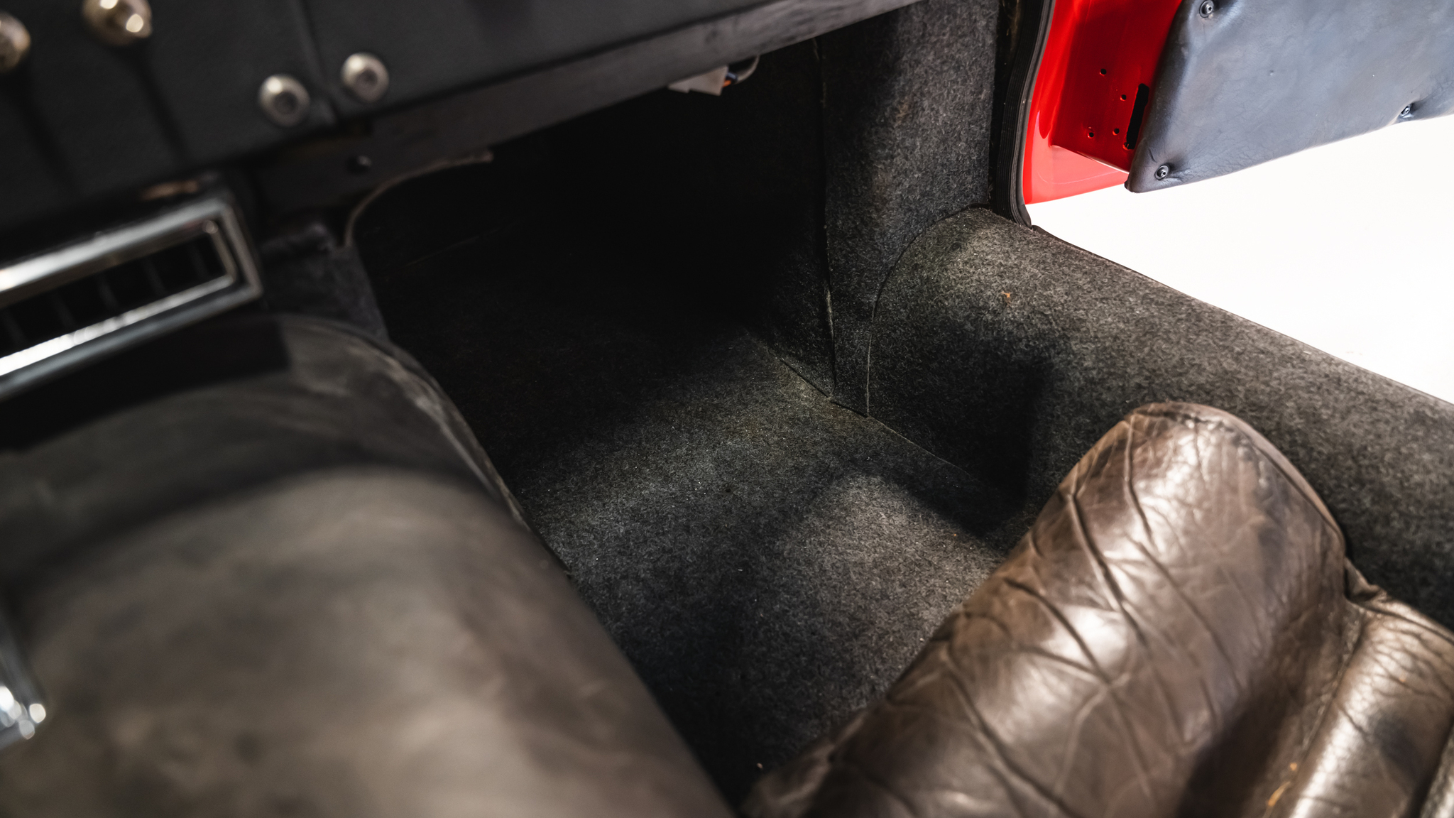 Interior image of 1970 Marcos GT (27)