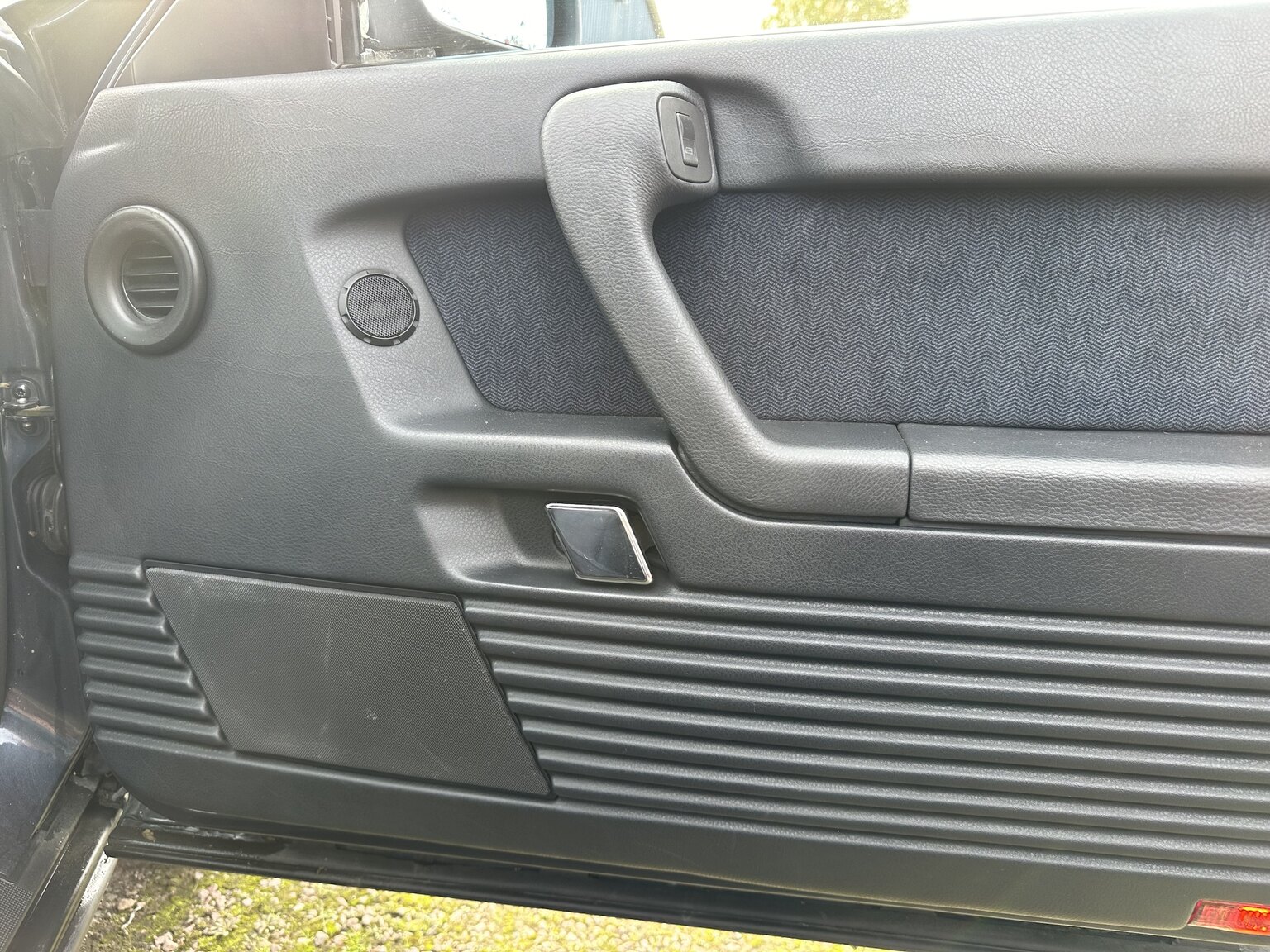 Interior image of 1994 Alfa Romeo 164