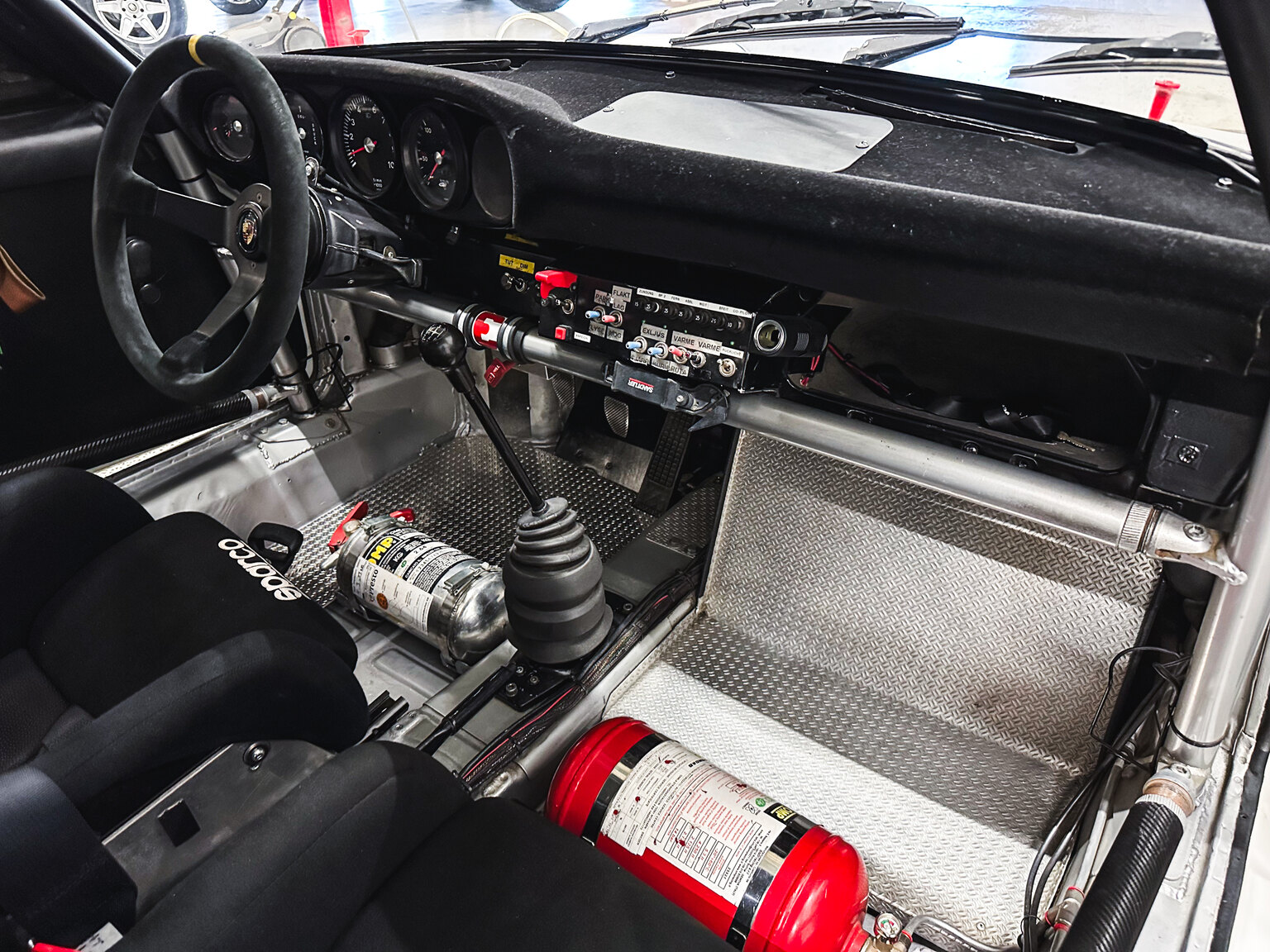 Interiörbild 1971 Porsche 911 RSR Tribute