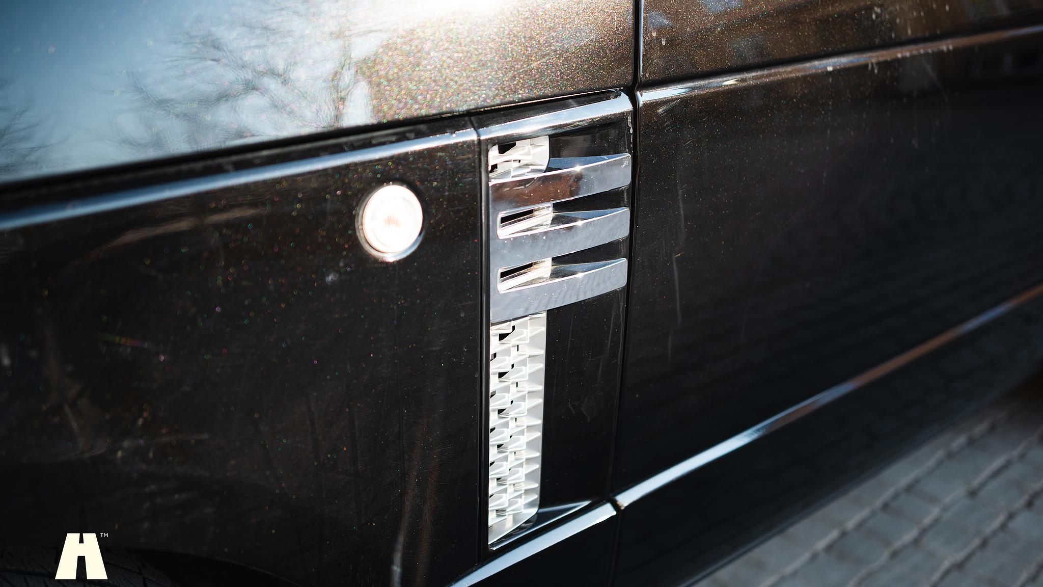 Exterior image of 2012 Land Rover Range Rover Westminster TDV8 (L322)