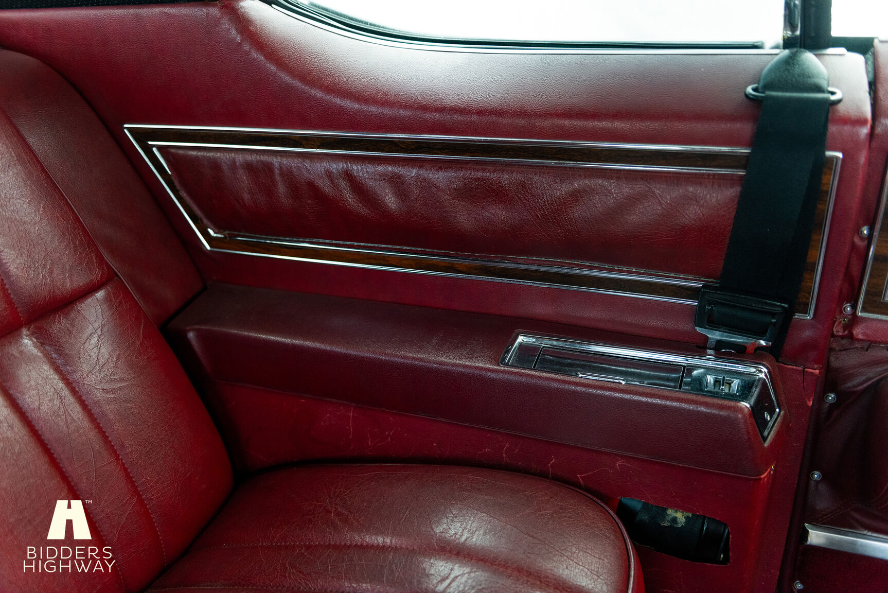 Interiörbild 1973 Buick Electra Custom 2D HT Coupe