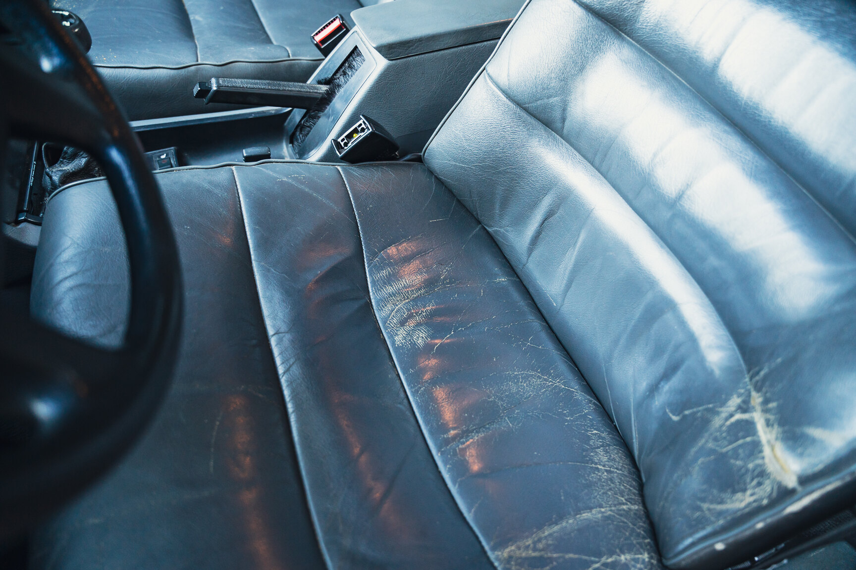 Innenraumfoto von 1990 VOLVO 740 Turbo