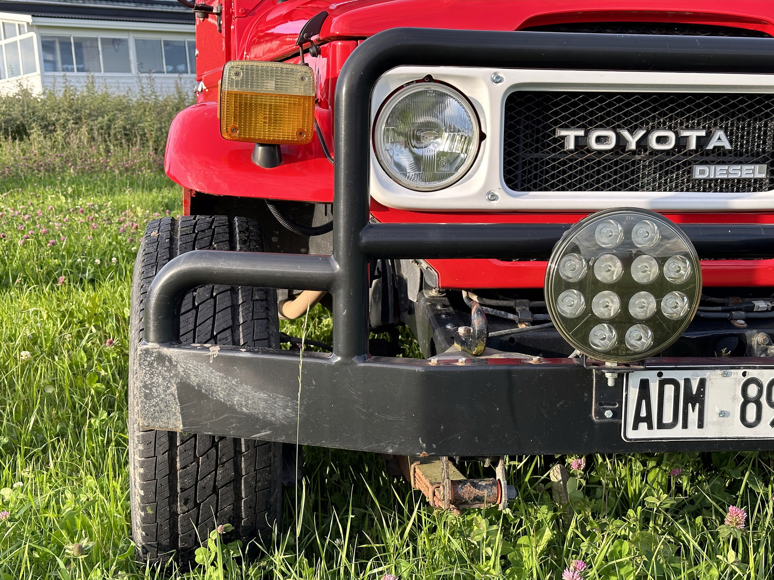 Exterior image of 1982 Toyota Landcruiser Utility (9)