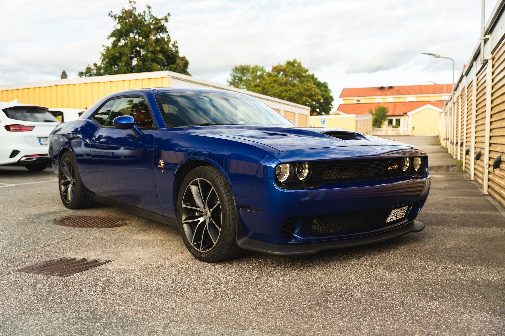 Exterior image of 2018 Dodge Challenger R/T 392