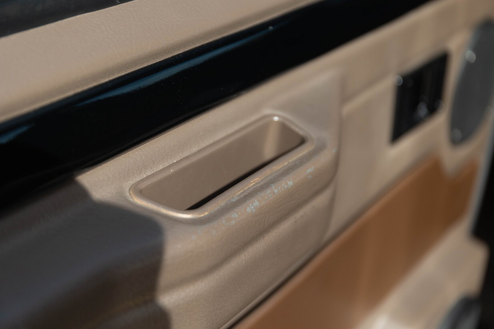 Innenraumfoto von 1991 Range Rover Restomod