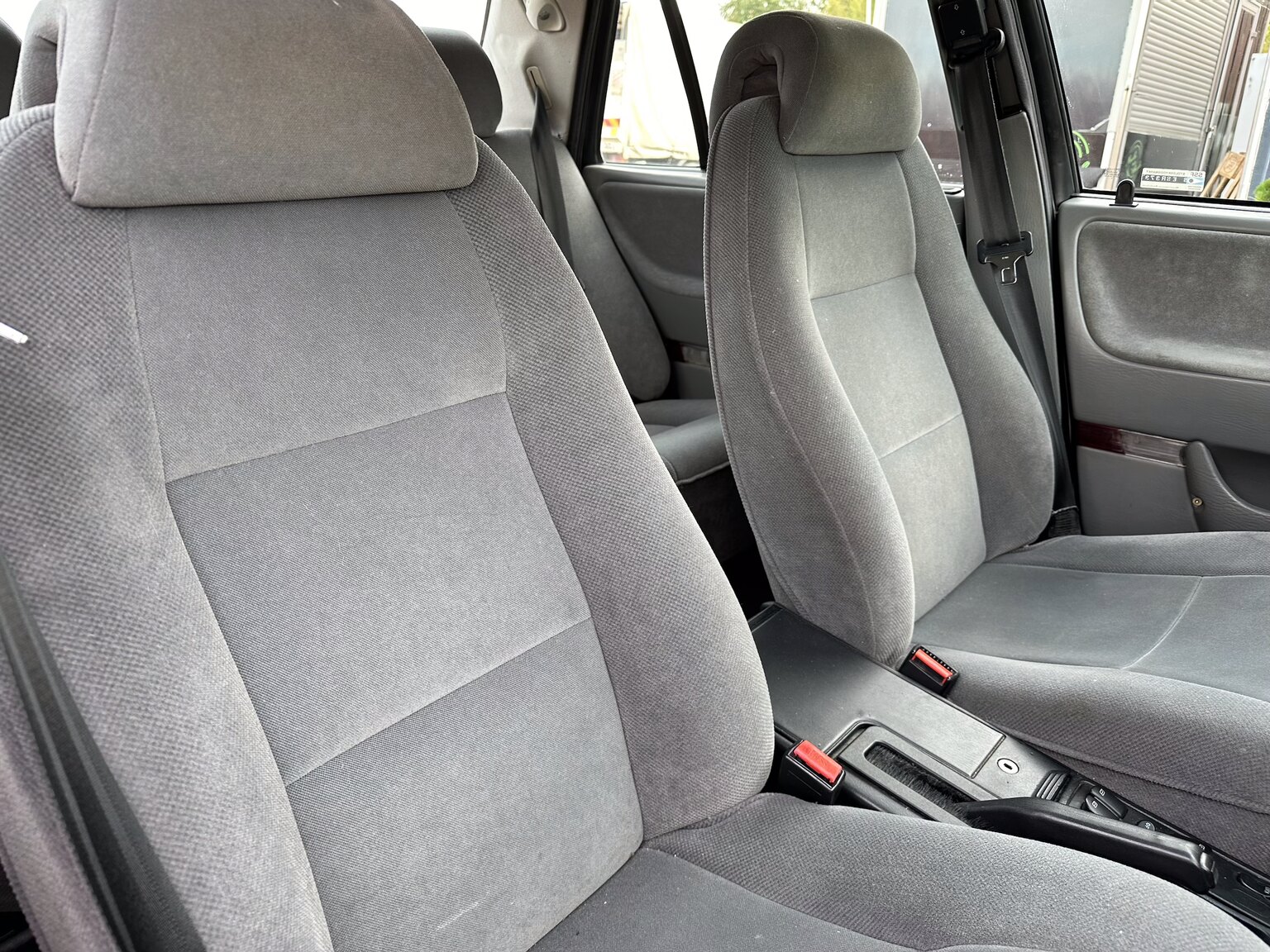 Interior image of 1996 SAAB 9000