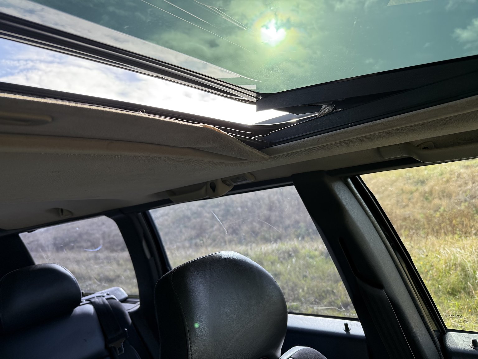 Interior image of 1995 VOLVO 855 T5R T-5R