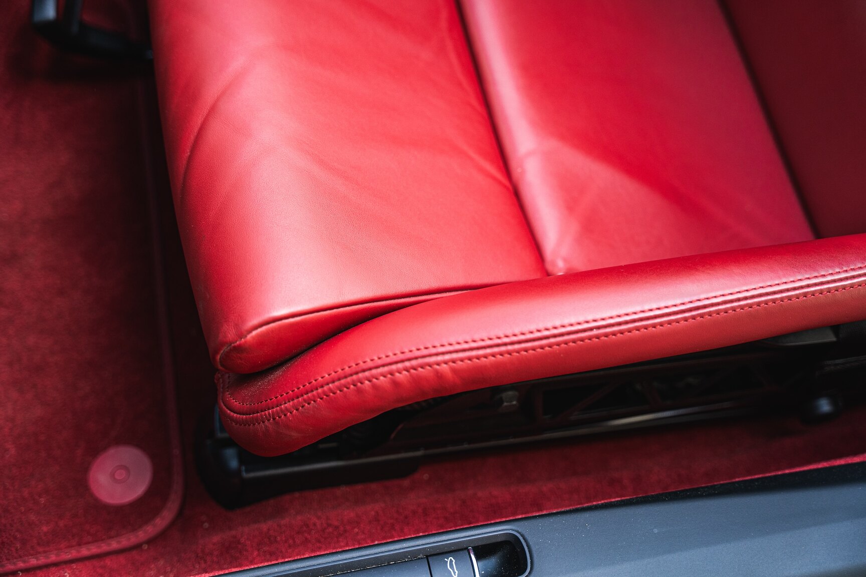 Interiörbild 2013 Porsche Boxster S (34)