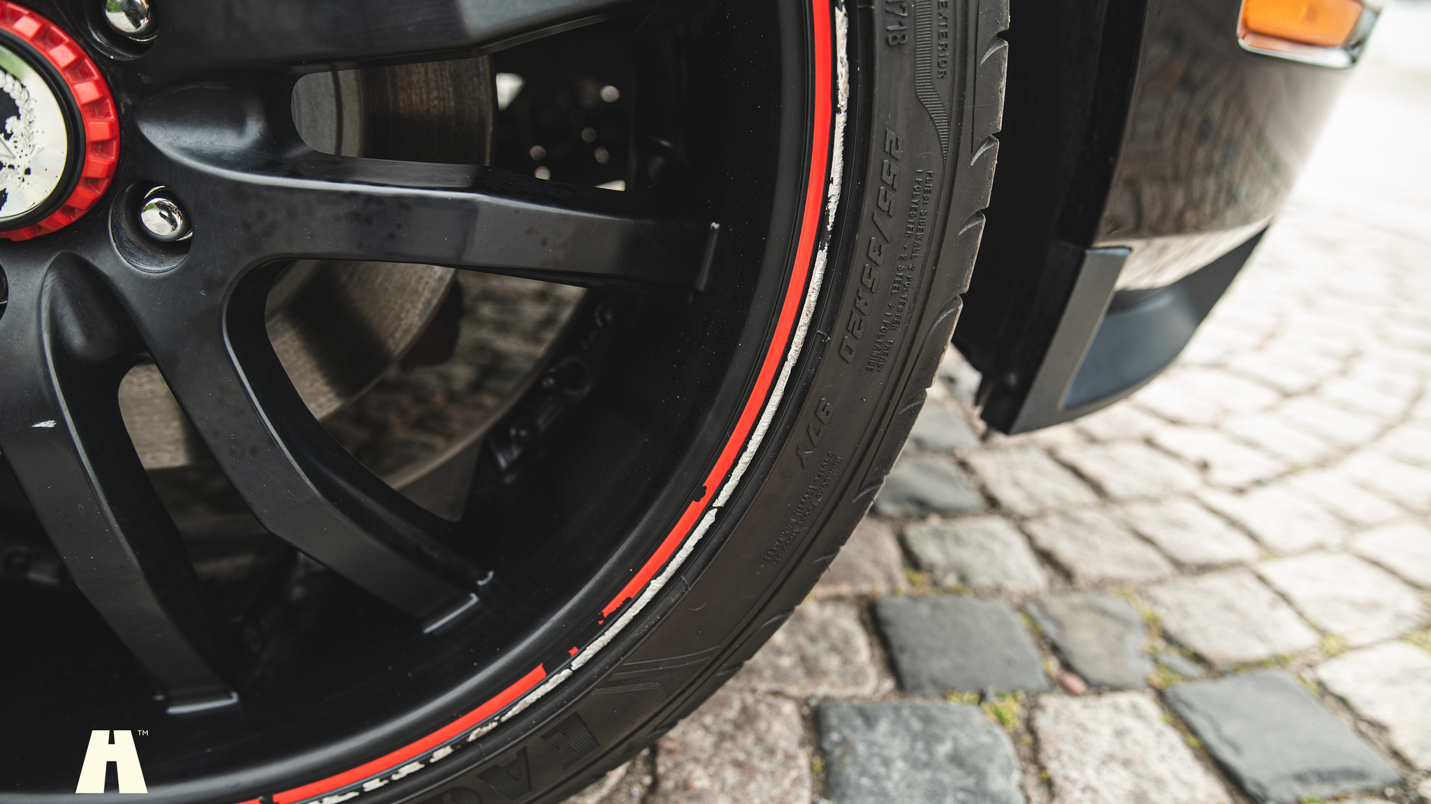 Exterior image of 2010 Ford Mustang GT 