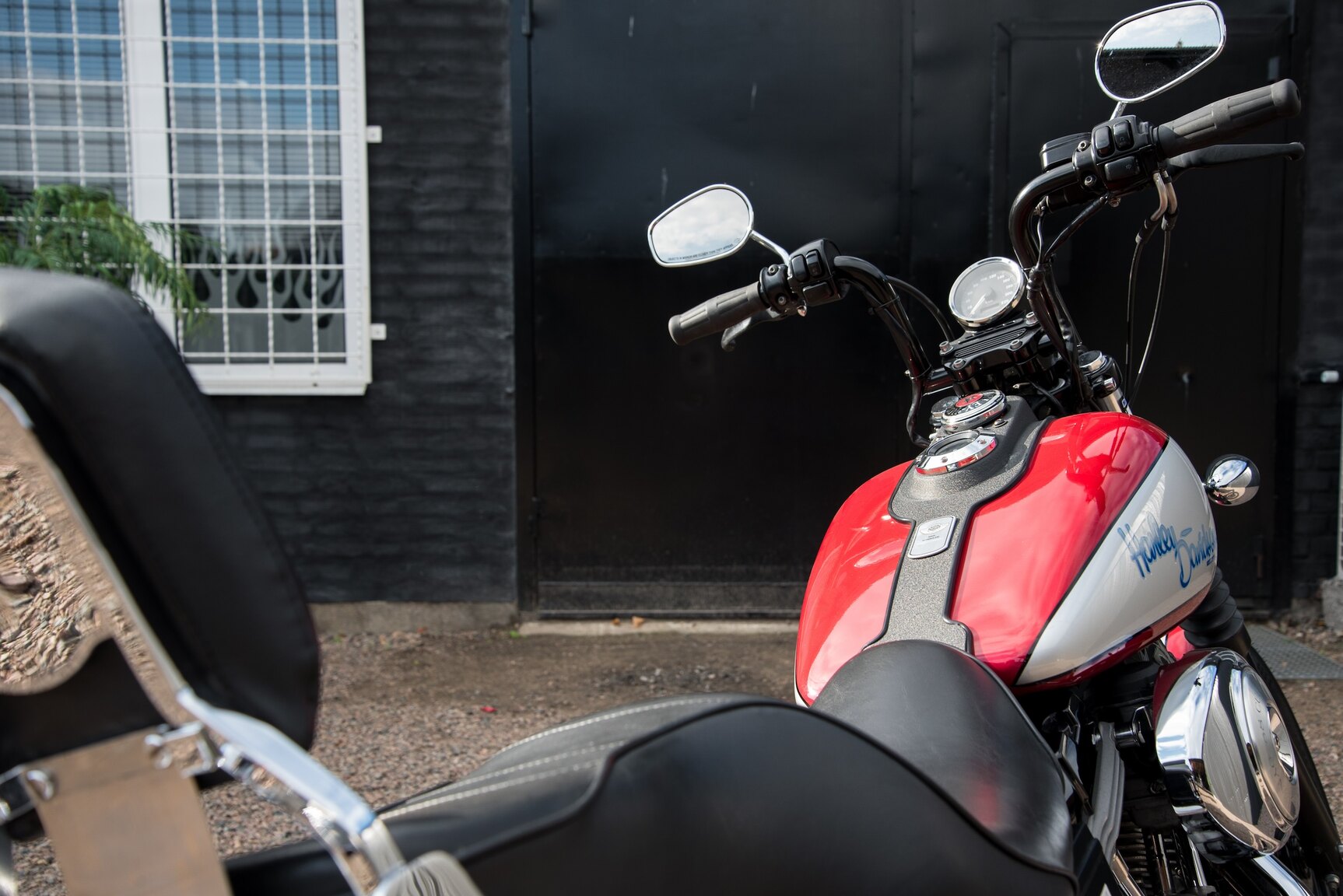 Exteriörbild på 2003 Harley Davidson Dyna Super Glide