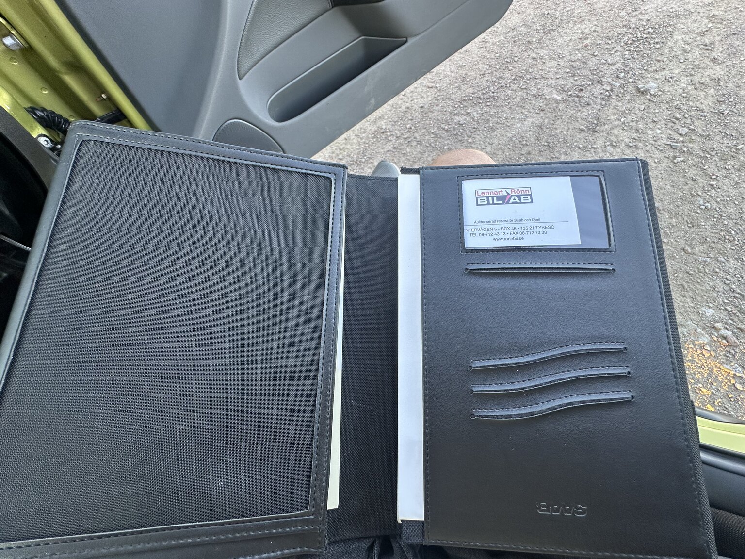 Dokumentation för 2004 SAAB 9.3 Aero Convertible 2.0T