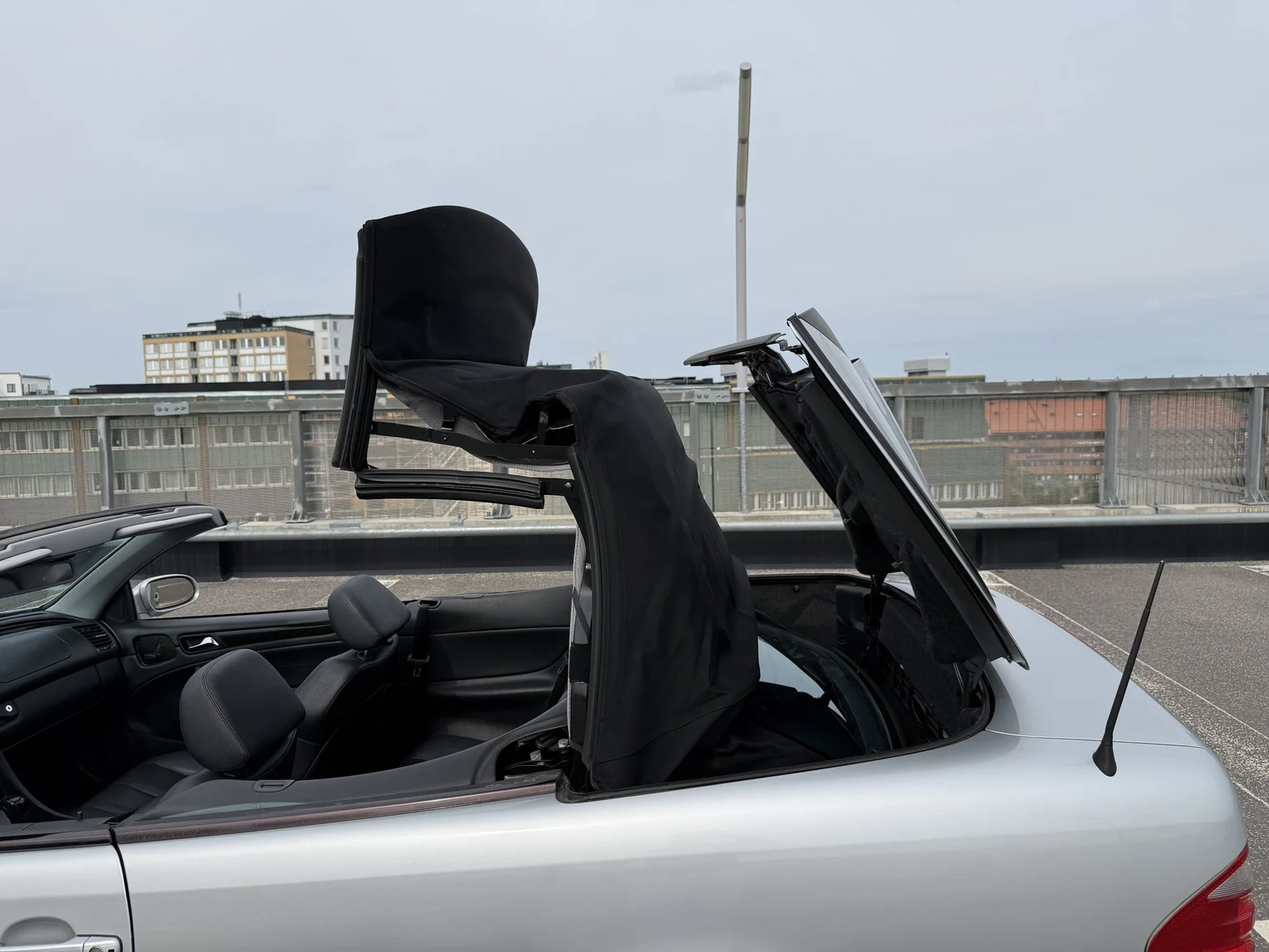 Aussenfoto 2001 MERCEDES-BENZ CLK 230 Kompressor Cabriolet (55)