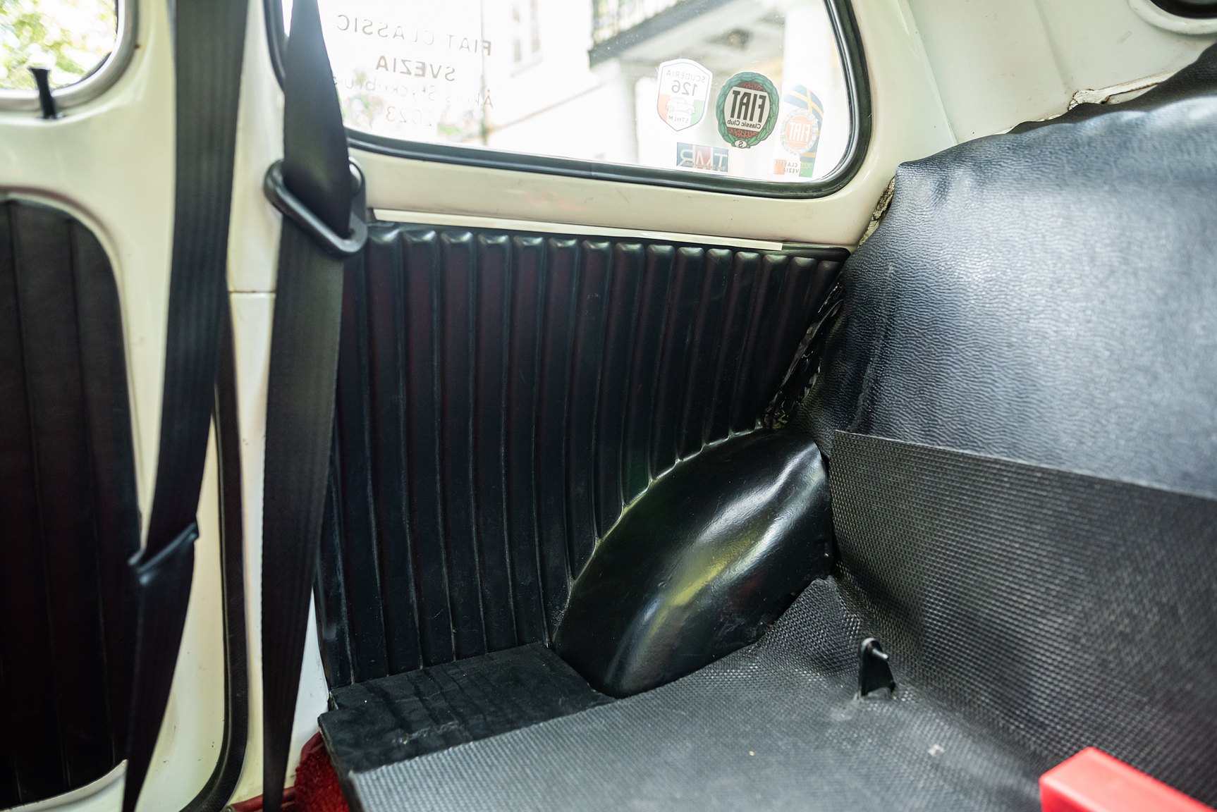 Interior image of 1971 FIAT 500 "Superiore"