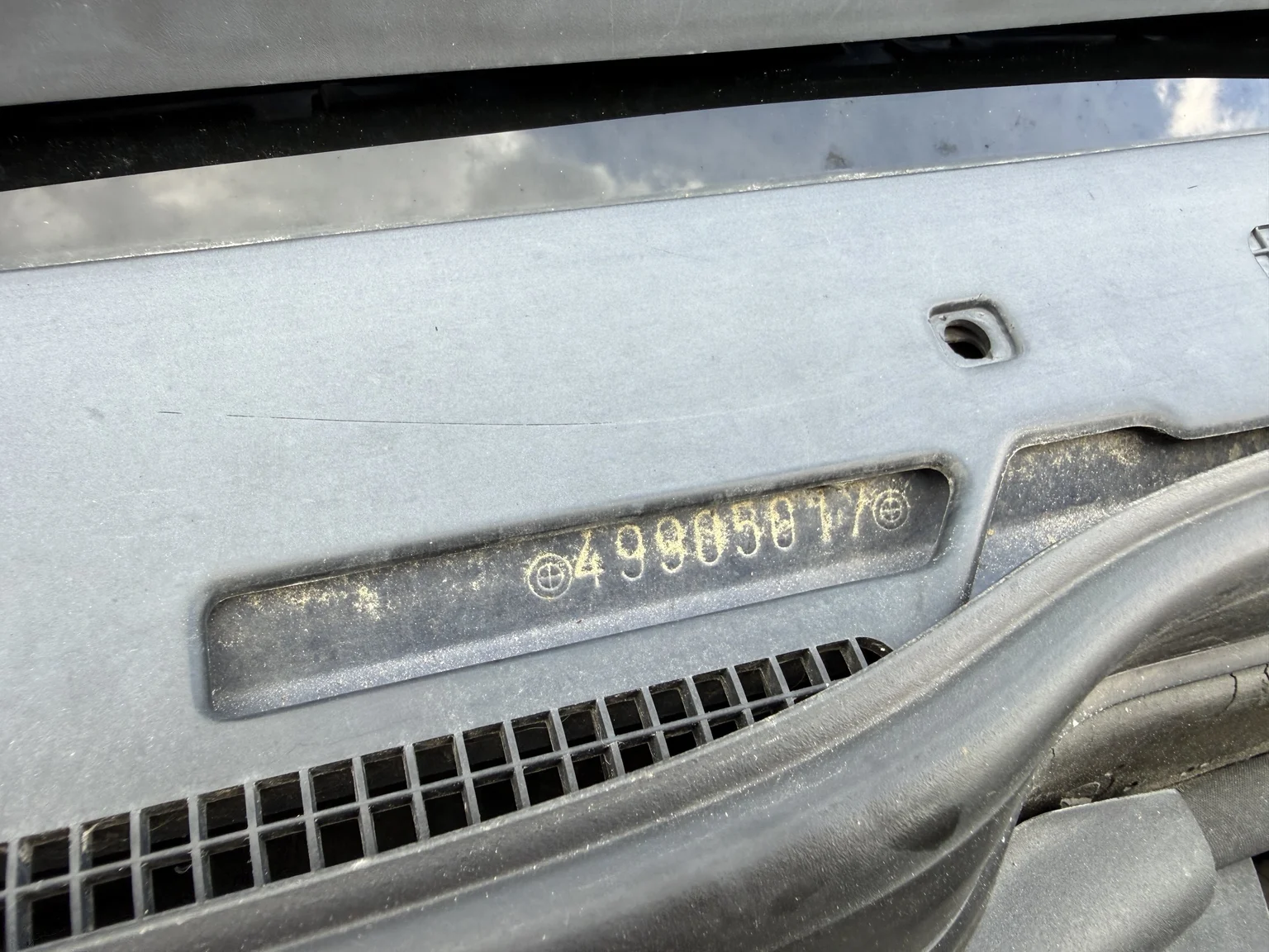 Image of 1990 BMW 750i (22) mechanics