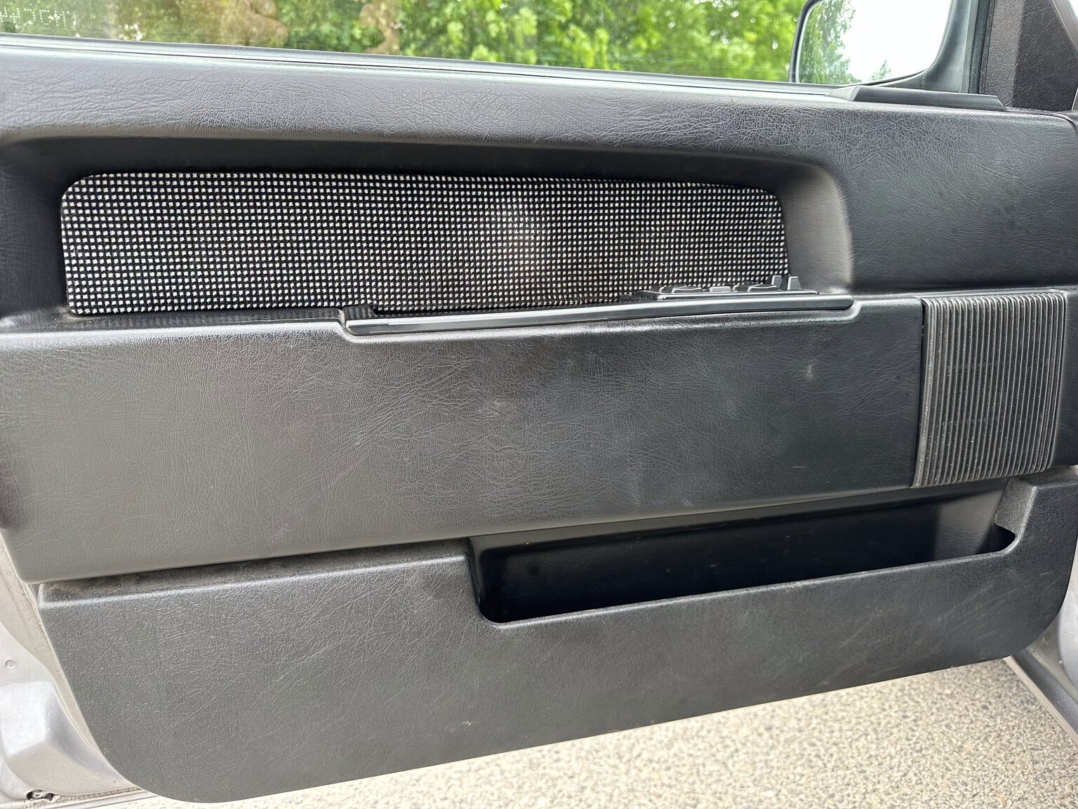 Interior image of 1988 Volvo 740 Turbo