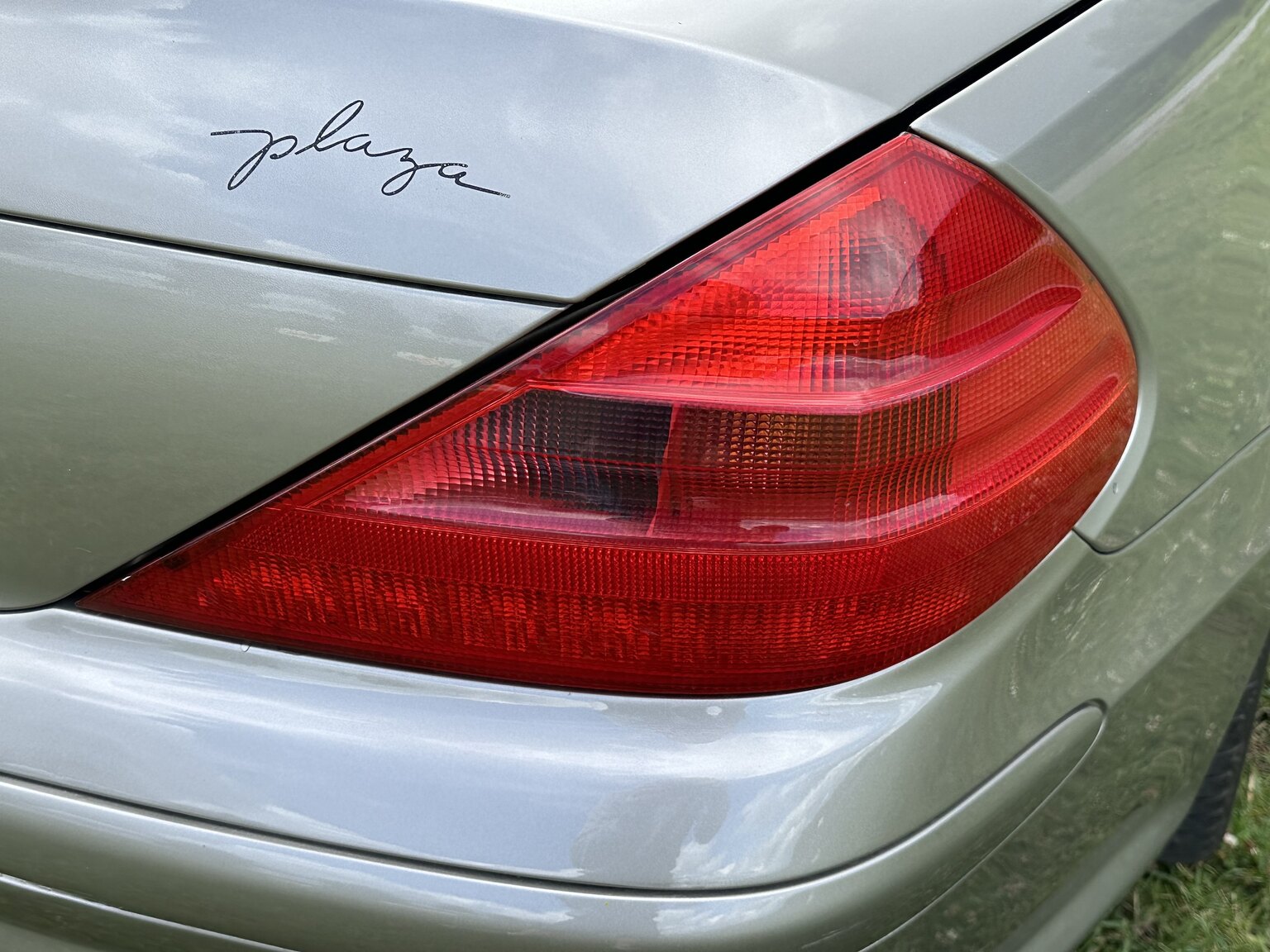 Exteriörbild på 2003 Mercedes Benz SL 500