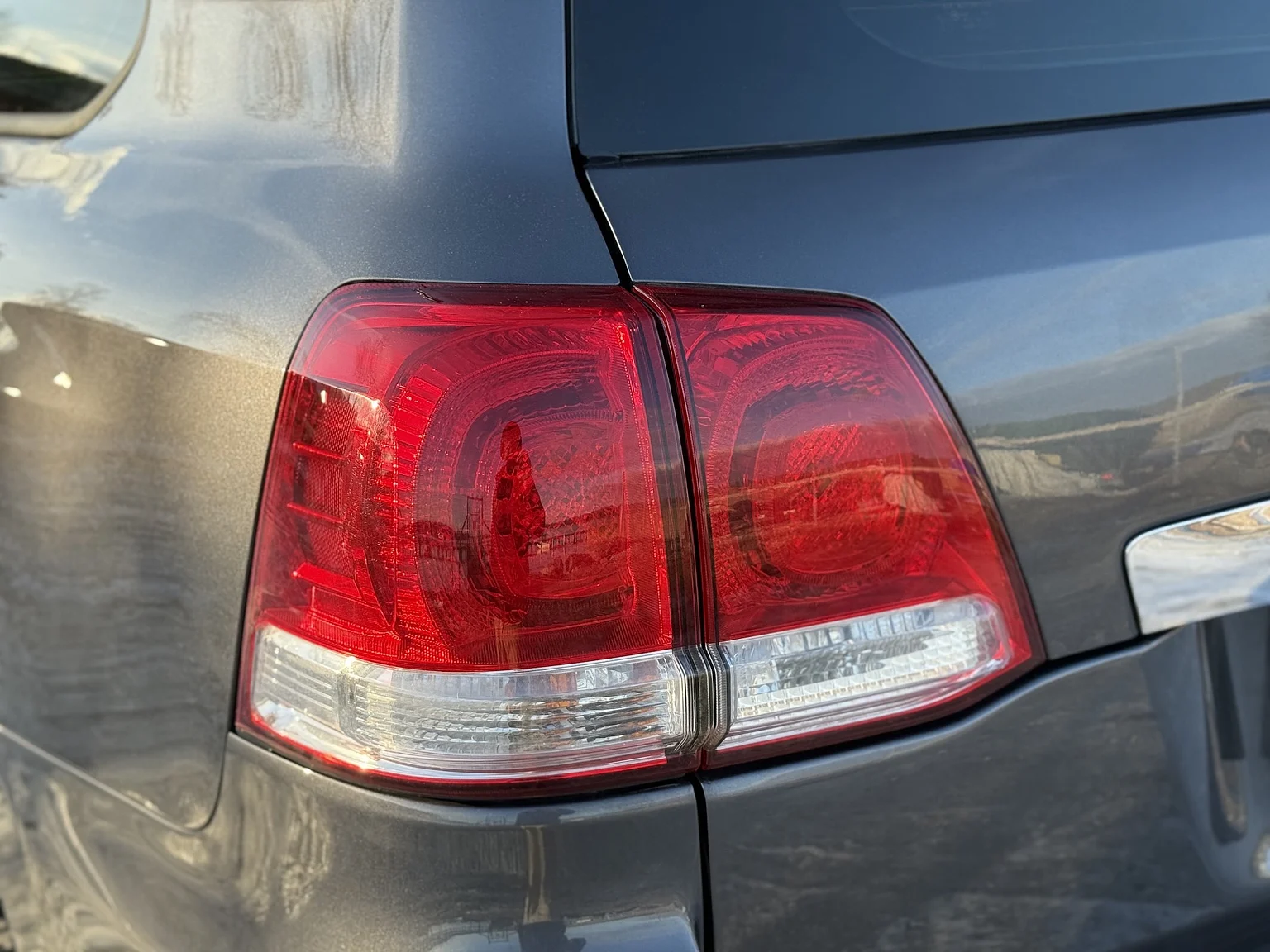 Aussenfoto 2008 Toyota Land Cruiser 200 Series 4.5 V8 (68)