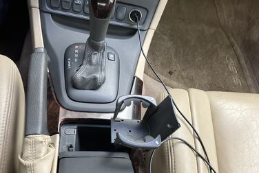 Interior image of 1999 Volvo S80