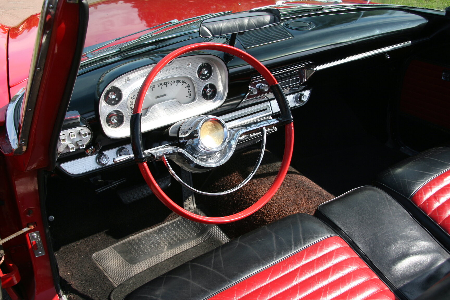 Interiörbild 1958 Plymouth Belvedere Convertible