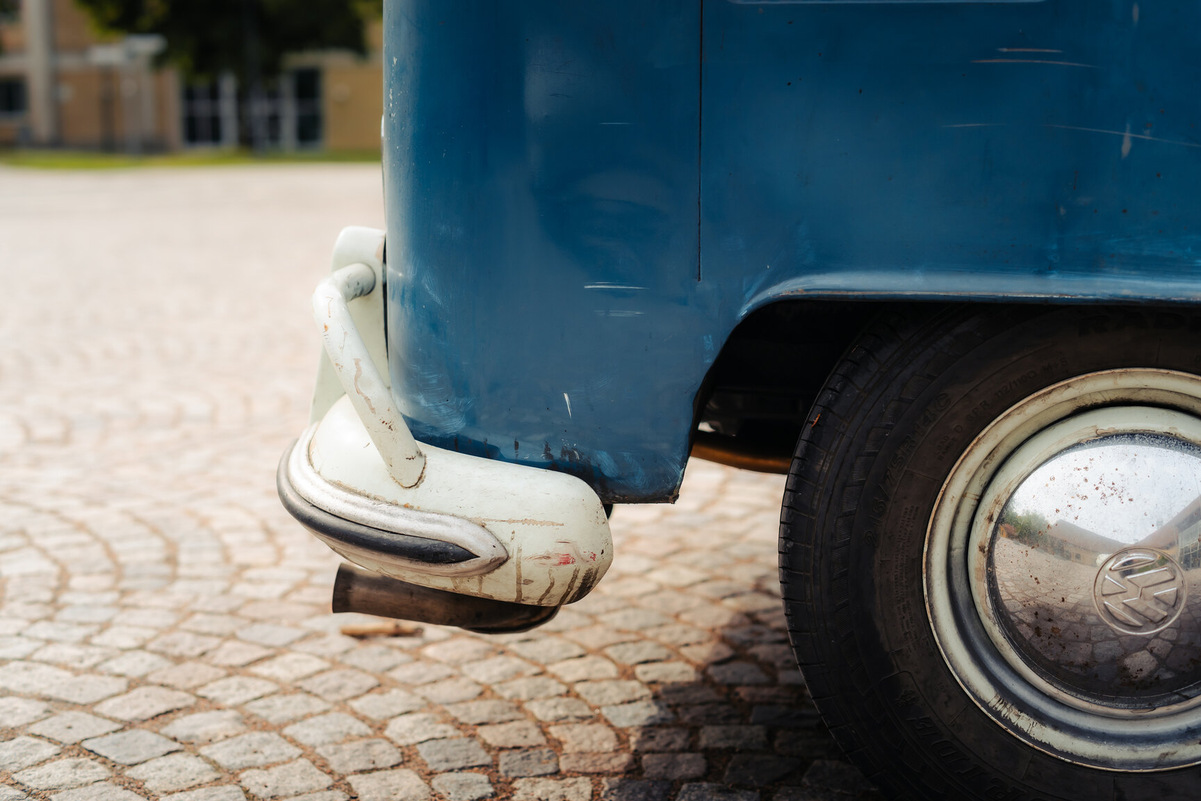 Aussenfoto 1964 Volkswagen Kleinbus Transporter 1500 Deluxe “21-fönsters Samba”