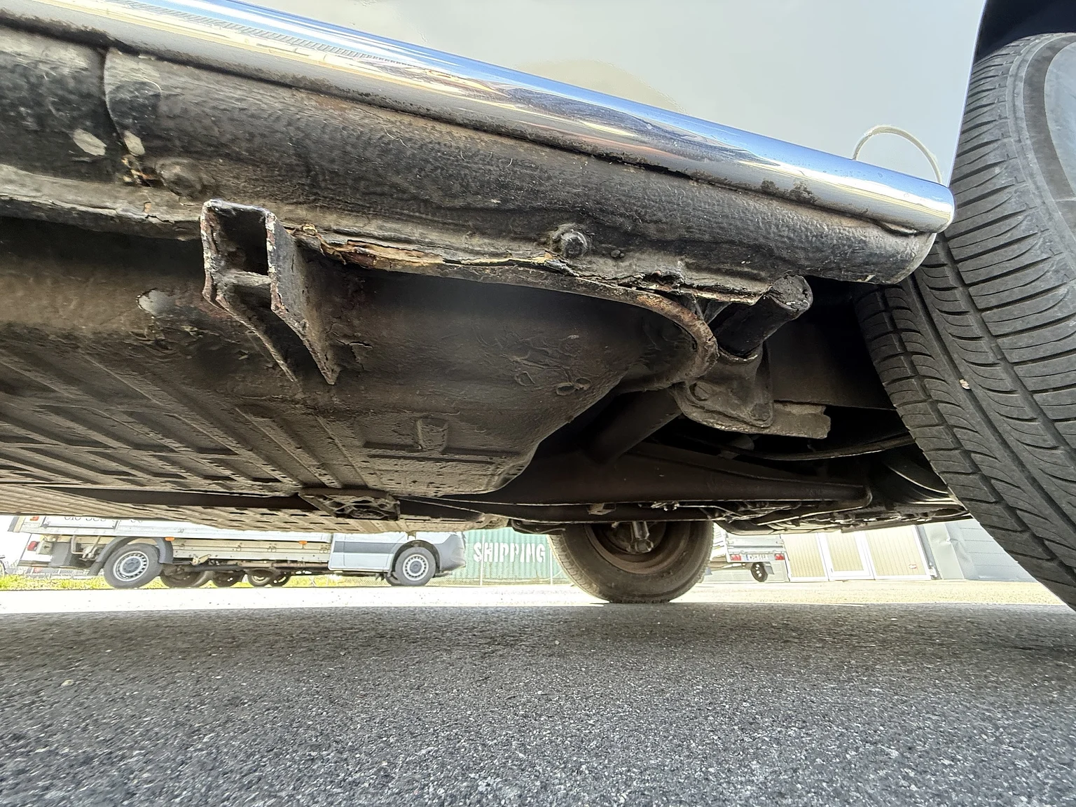 Image of 1965 Volkswagen 1500 Limousine 311 Notchback mechanics (40)
