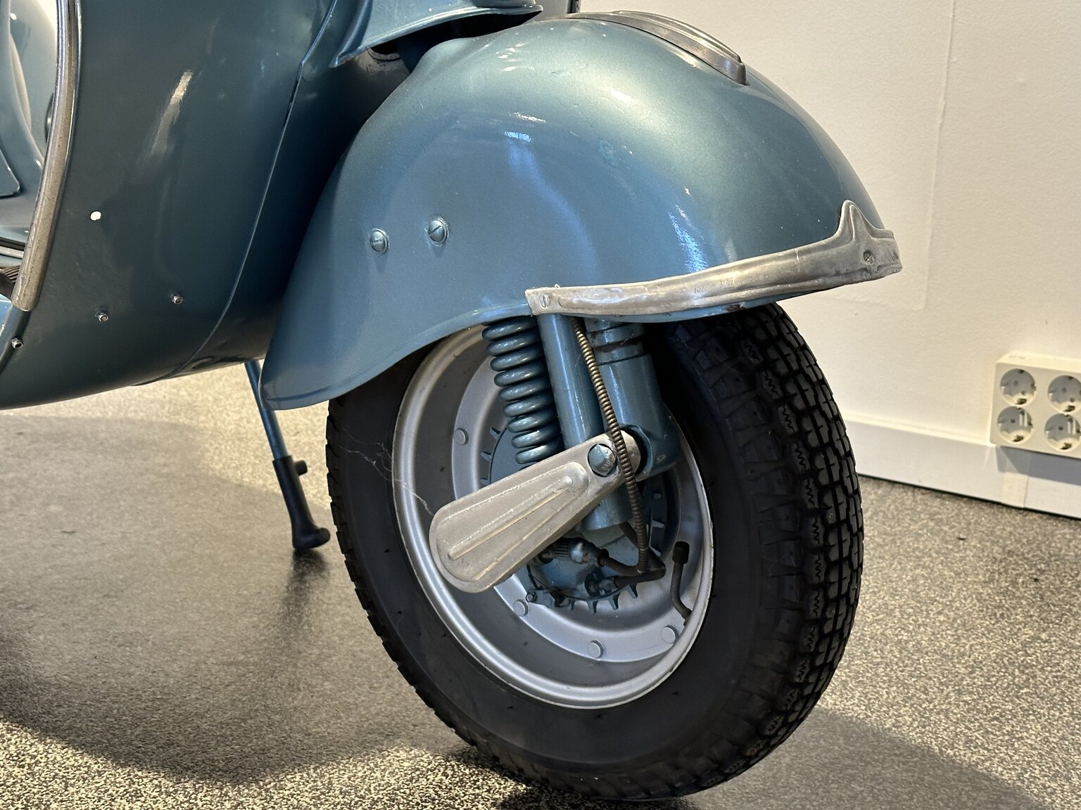 Aussenfoto 1959 Vespa Piaggio 150cc Widebody