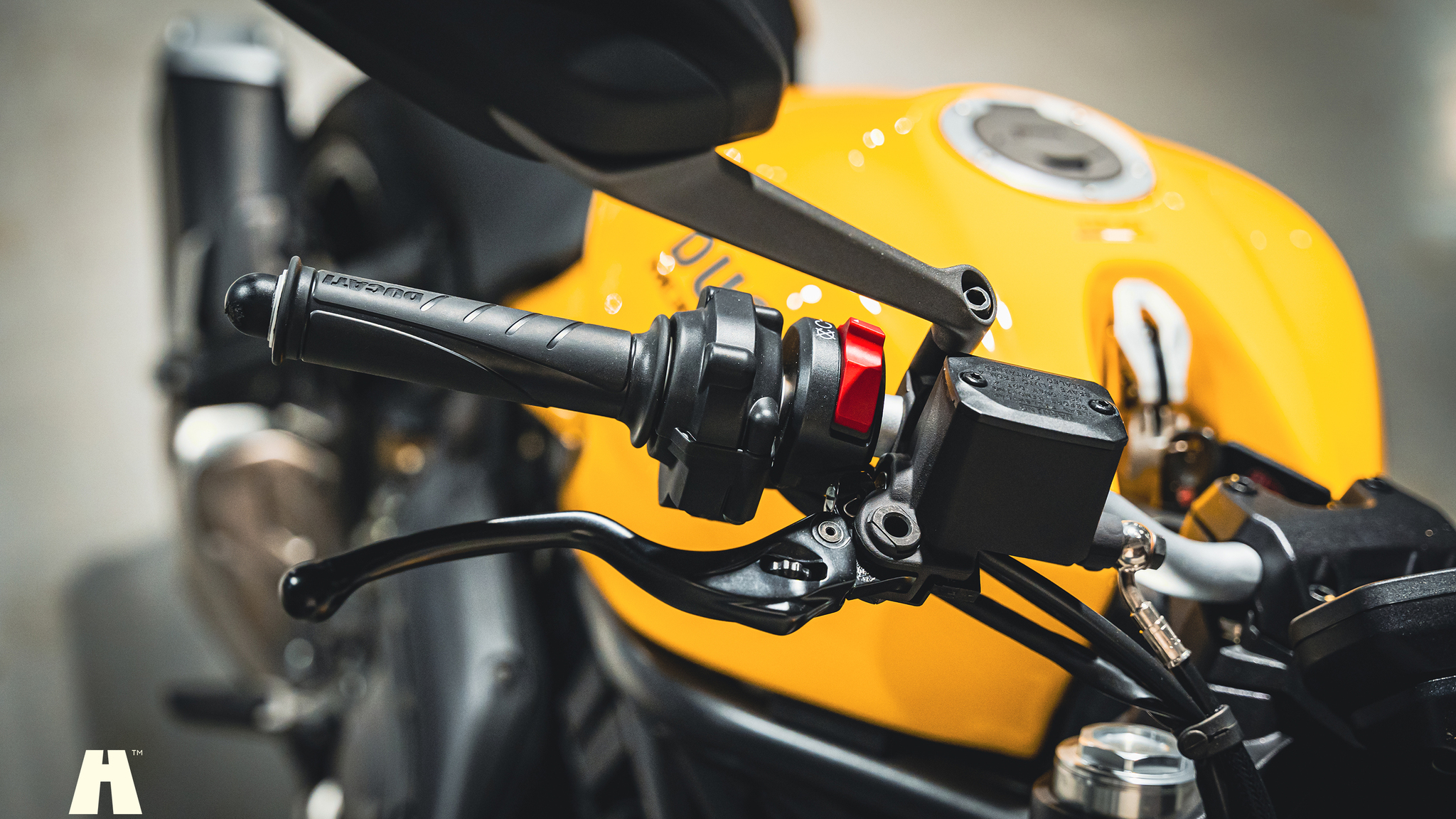 Exteriörbild på 2018 Ducati Monster 821