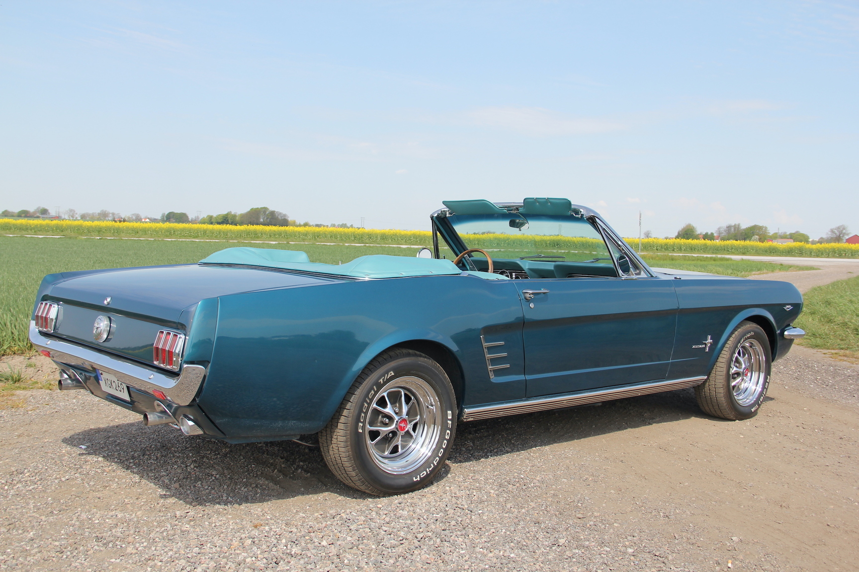 Aussenfoto 1966 Ford Mustang 289 Cabriolet (6)