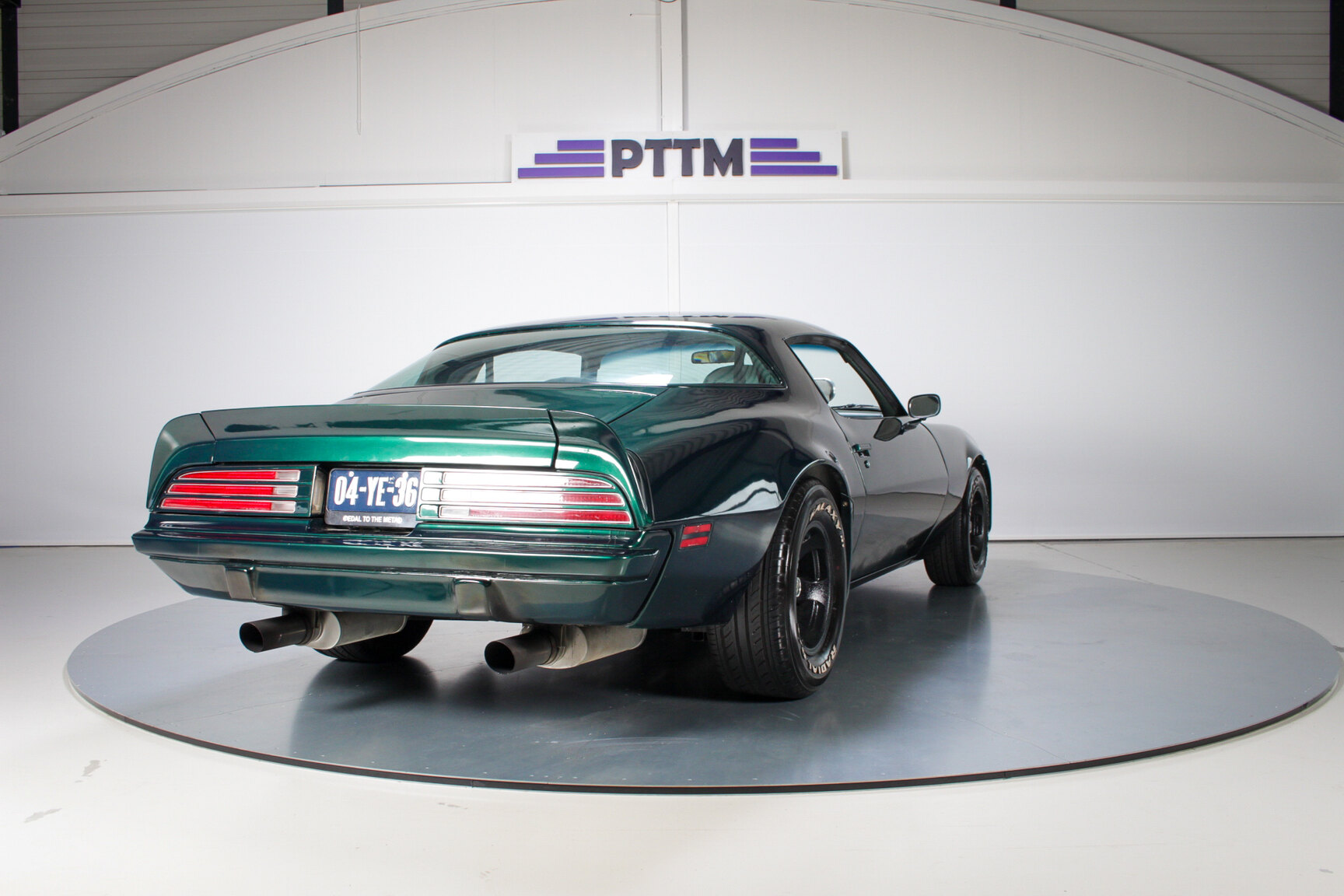 Exterior image of 1975 Pontiac Firebird Formula