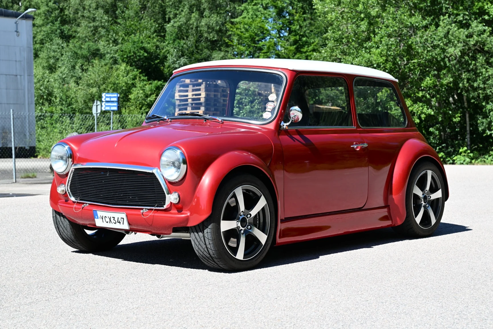 Aussenfoto 2013 Mini Cooper Turbo RWD (11)