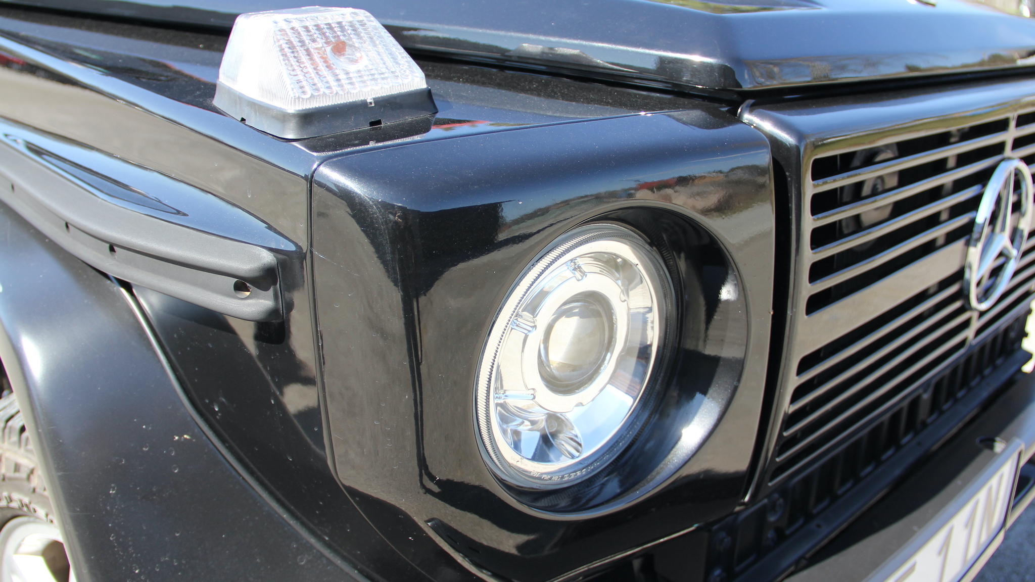 Exteriörbild på 1996 Mercedes G230 STEYR-PUCH Automat