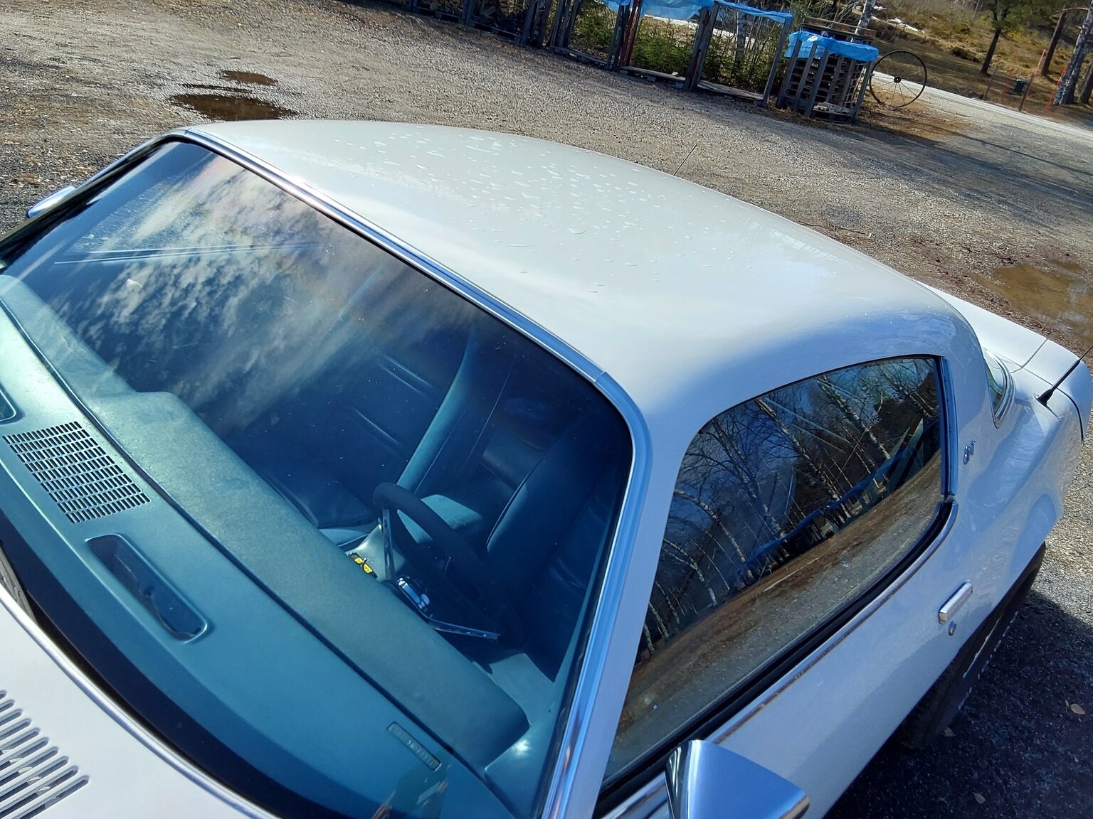 Exteriörbild på 1975 Pontiac Firebird Esprit 