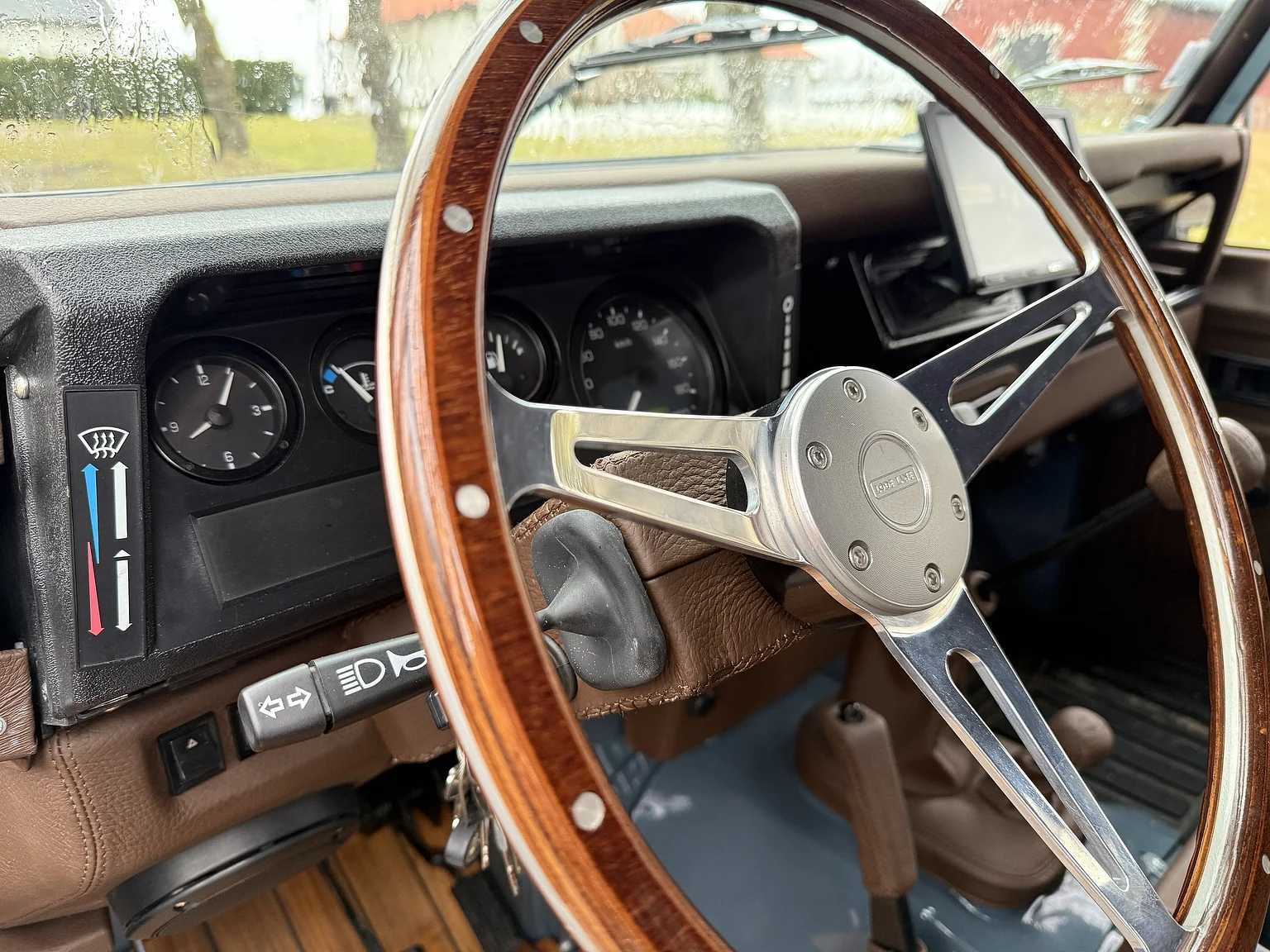 Interiörbild 2000 Land Rover Defender 110 C (8)