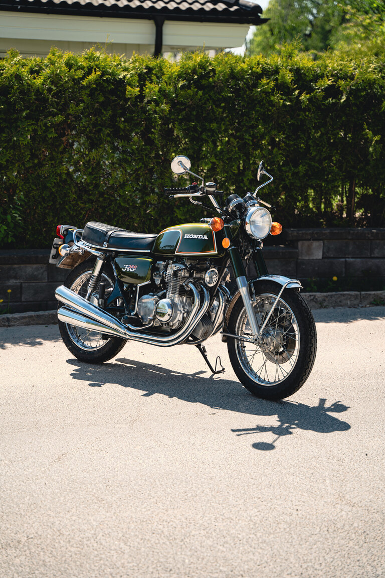 Exteriörbild på 1973 Honda CB 350 Four